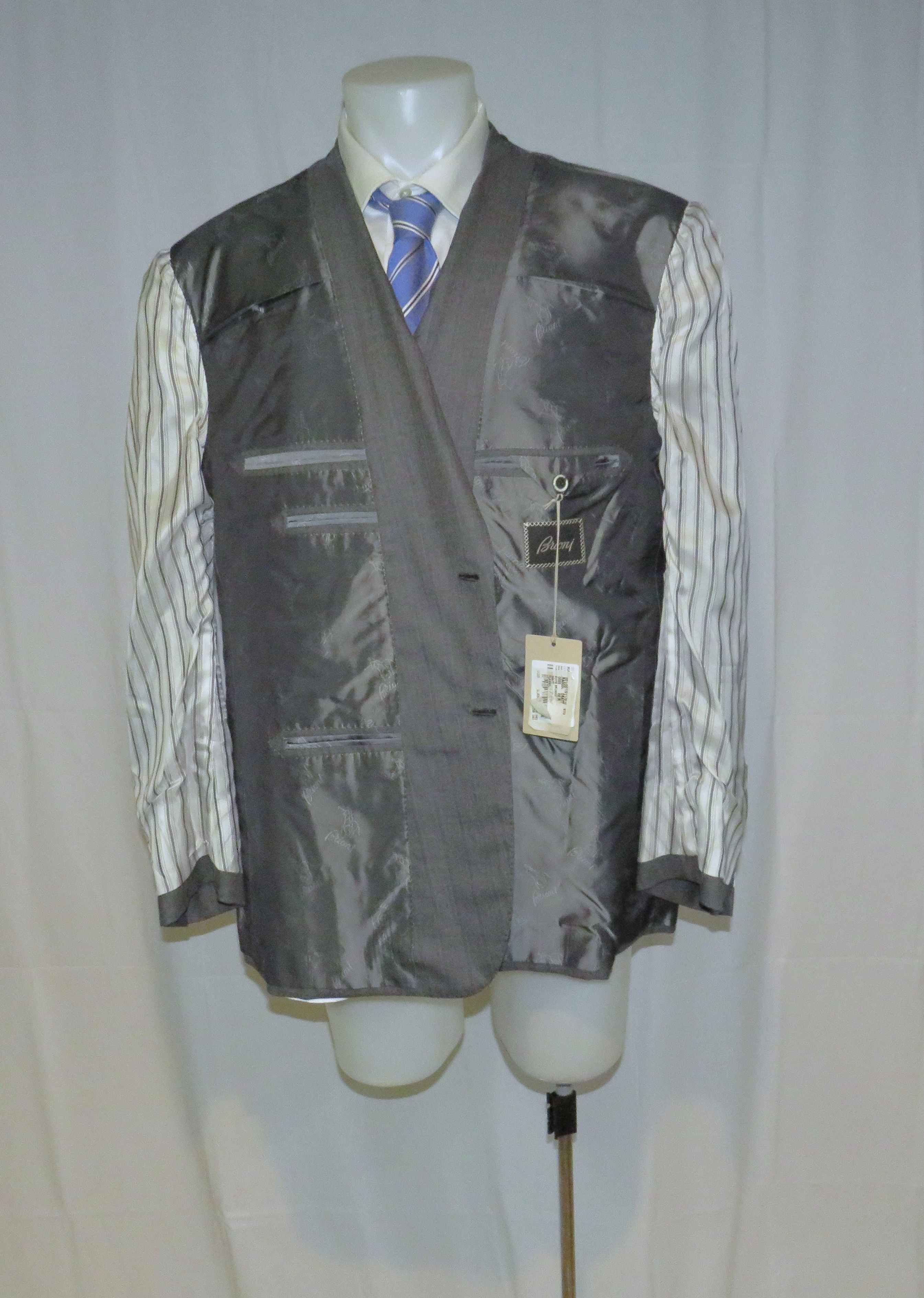 Brioni Gray Striped Silk Blend Current Two Button Suit 52R NWT Size 52R - 11 Thumbnail