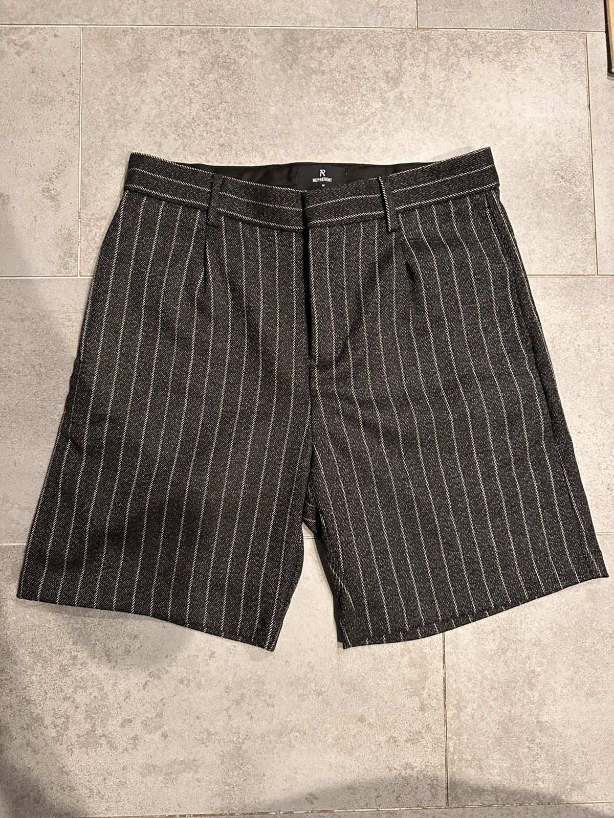 Represent Clo. Represent Wool Pleated Shorts Size US 32 / EU 48 - 1 Thumbnail