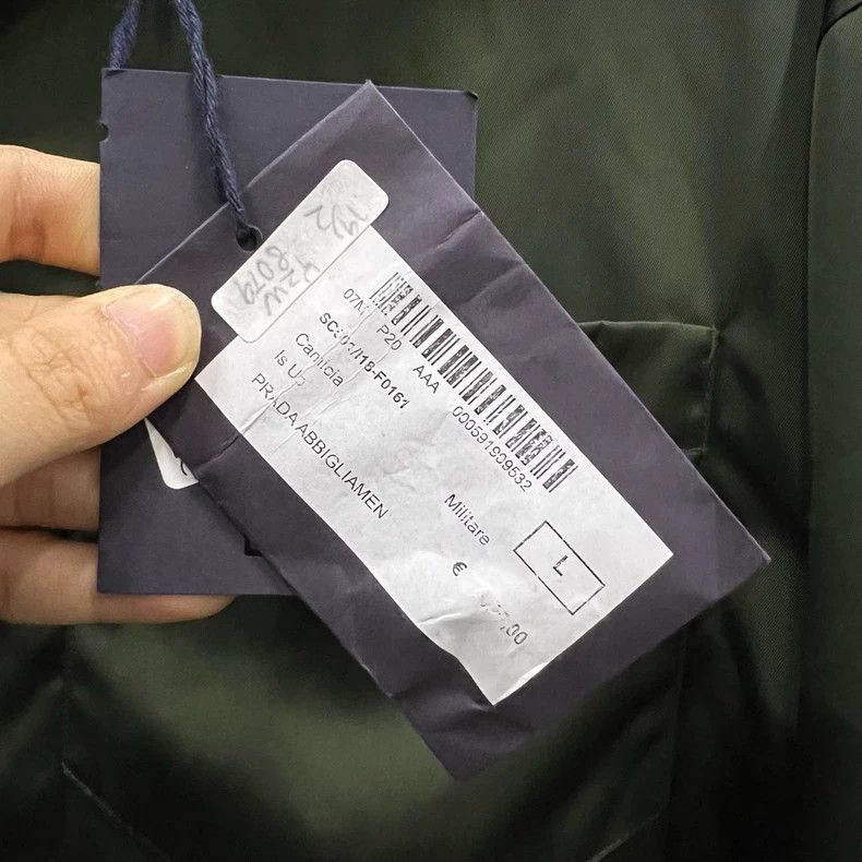 Prada Prada Army green triangle logo jacket 2501-Nextarrow Size US L / EU 52-54 / 3 - 7 Thumbnail