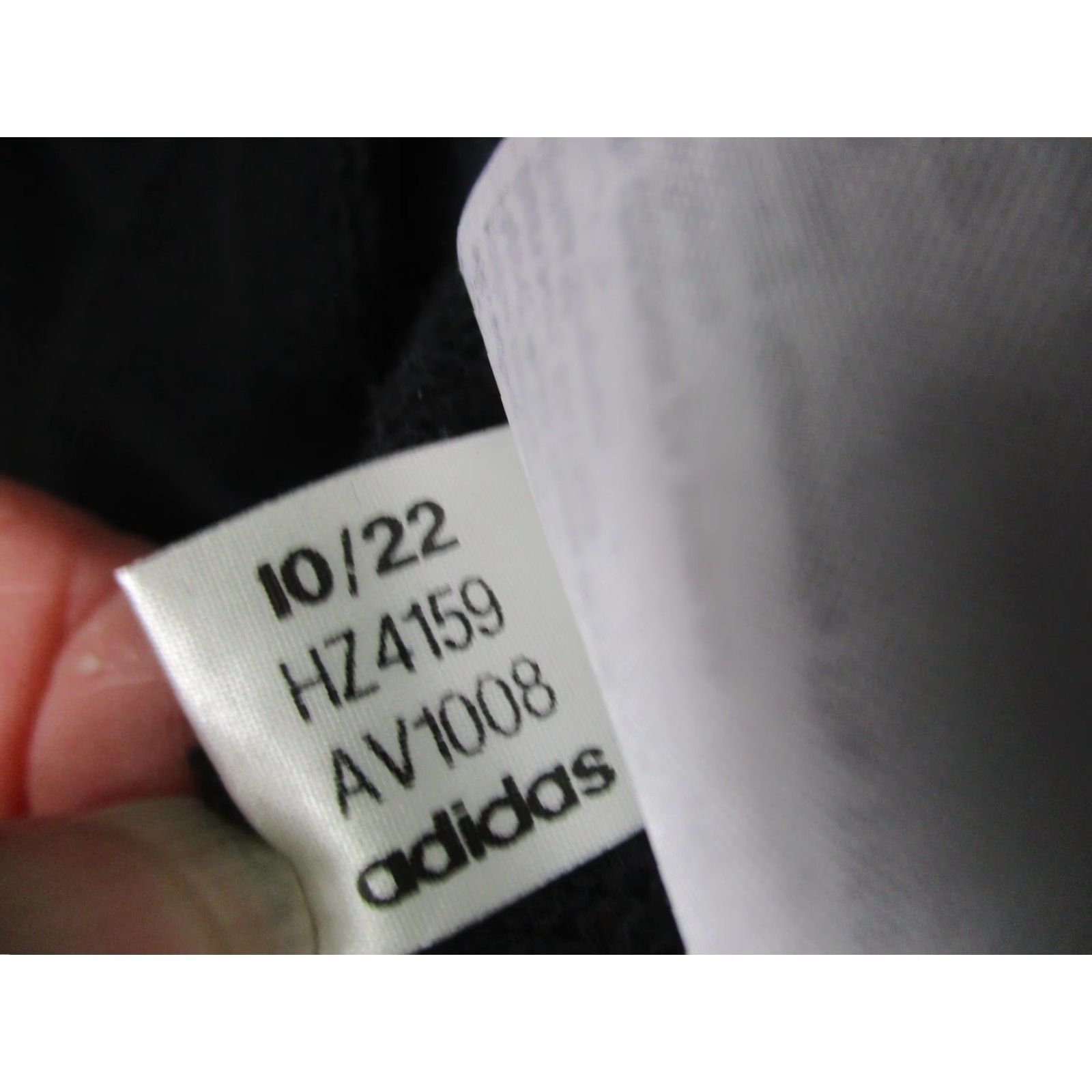 Adidas Adidas Originals Sweatshirt Mens M Black Pullover Trefoil Crewneck HZ4159 Size US M / EU 48-50 / 2 - 7 Thumbnail