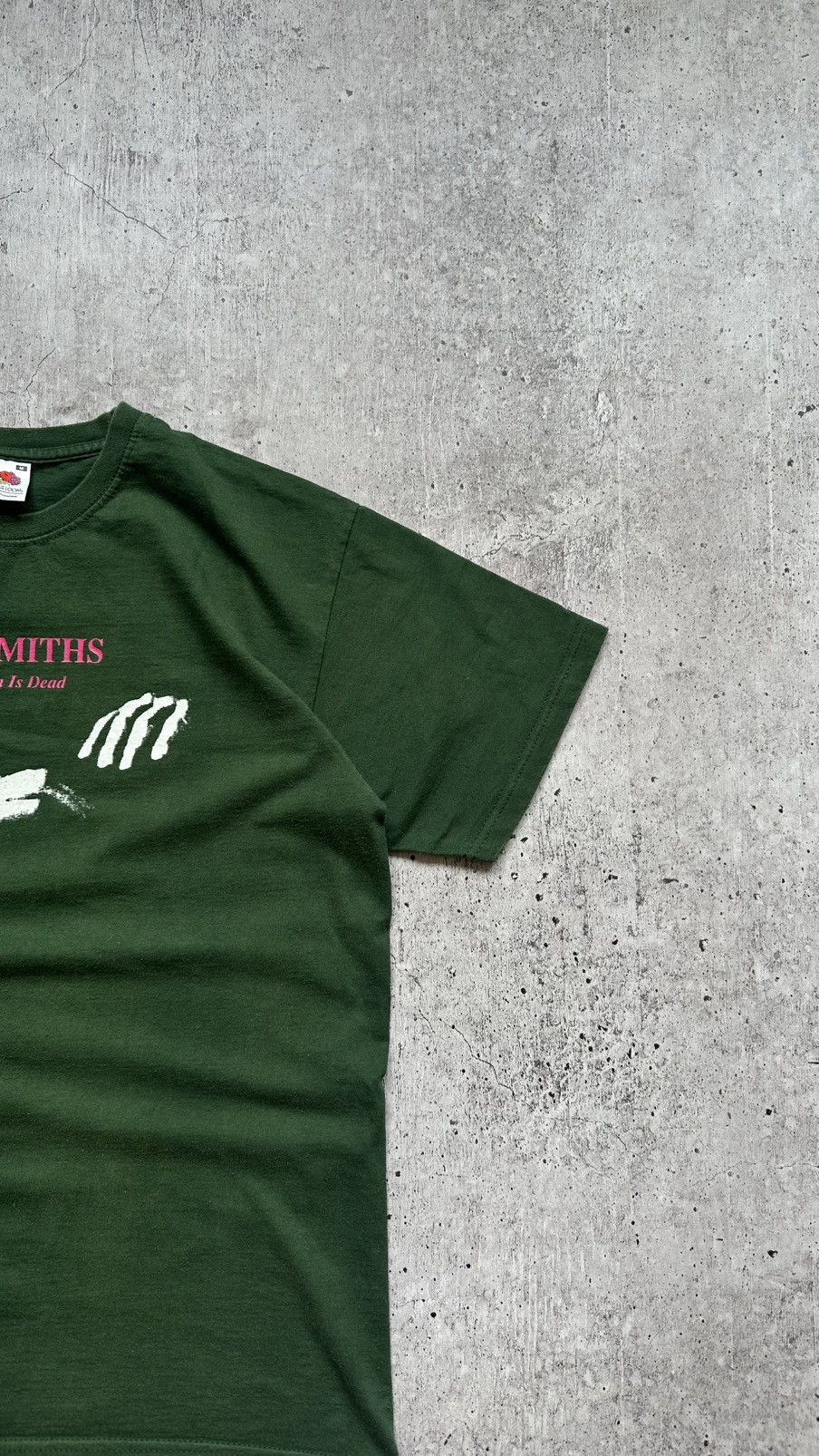 Band Tees 00s The Smiths The Queen is Dead Vintage Sun Faded Tee Size US M / EU 48-50 / 2 - 2 Thumbnail
