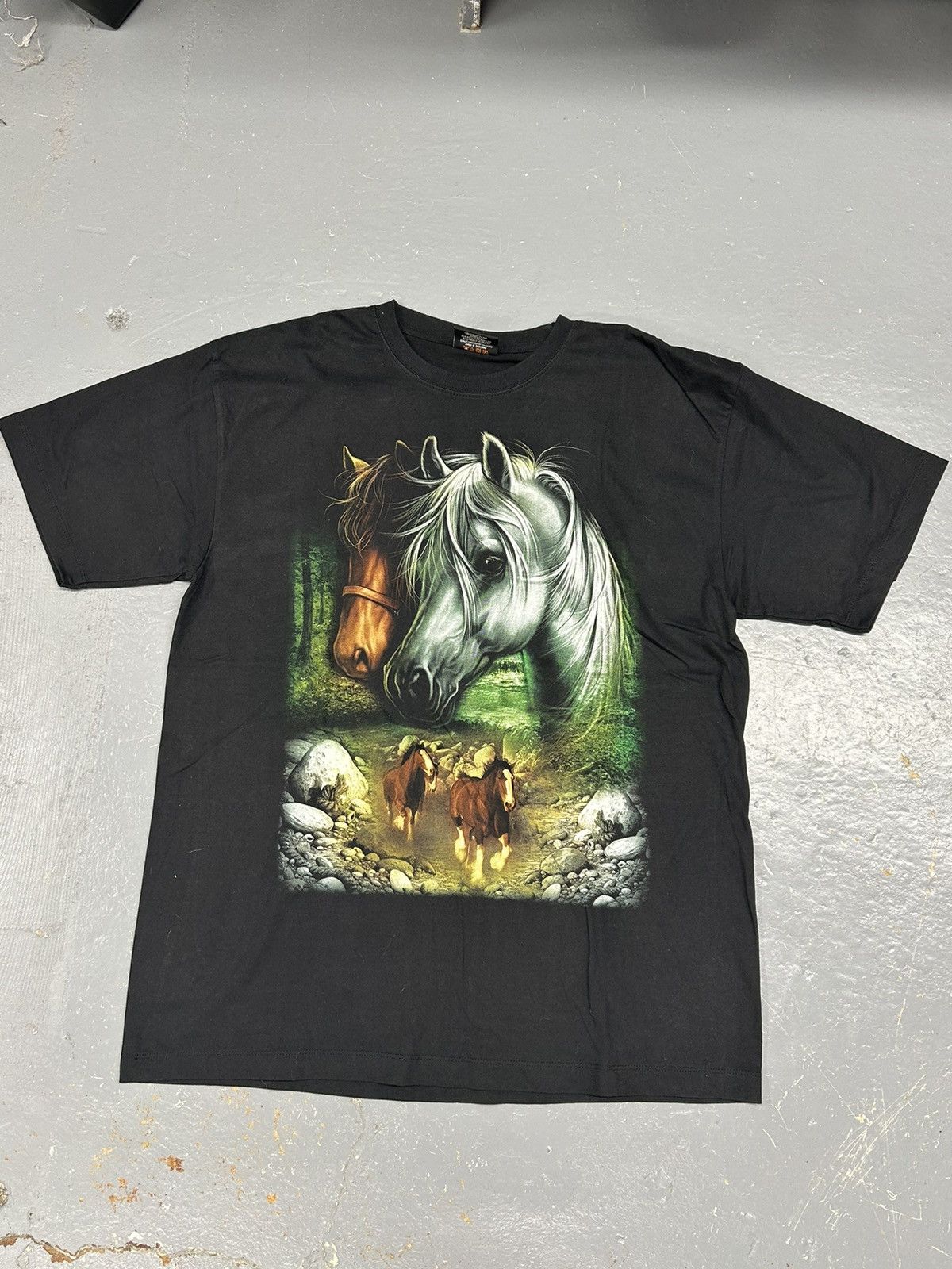 Vintage Crazy Vintage Y2K Essential Horse Animal Graphic Tee Shirt Size US XL / EU 56 / 4 - 1 Thumbnail