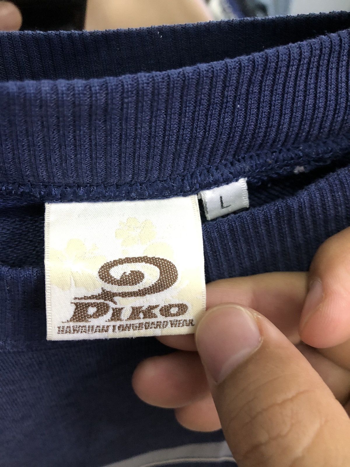 Vintage Y2K Piko Hawaiian Longboard Wear – Rare Surf Crewneck Size US L / EU 52-54 / 3 - 5 Thumbnail