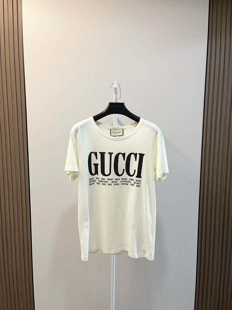 Gucci Gucci White City Limited Letter Logo Short-sleeved T-shirt Size US XS / EU 42 / 0 - 1 Thumbnail