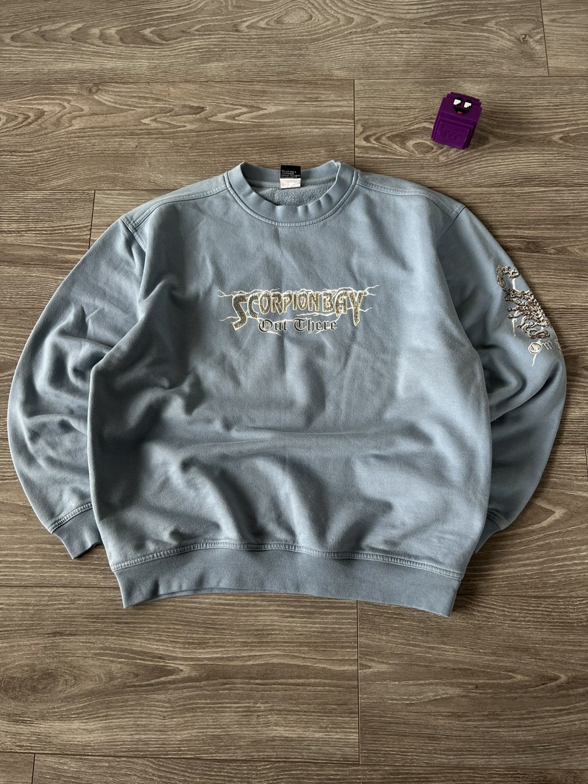 Vintage Vintage Y2K Scorpion Bay Overprint Blue American Sweatshirt Size US M / EU 48-50 / 2 - 3 Thumbnail