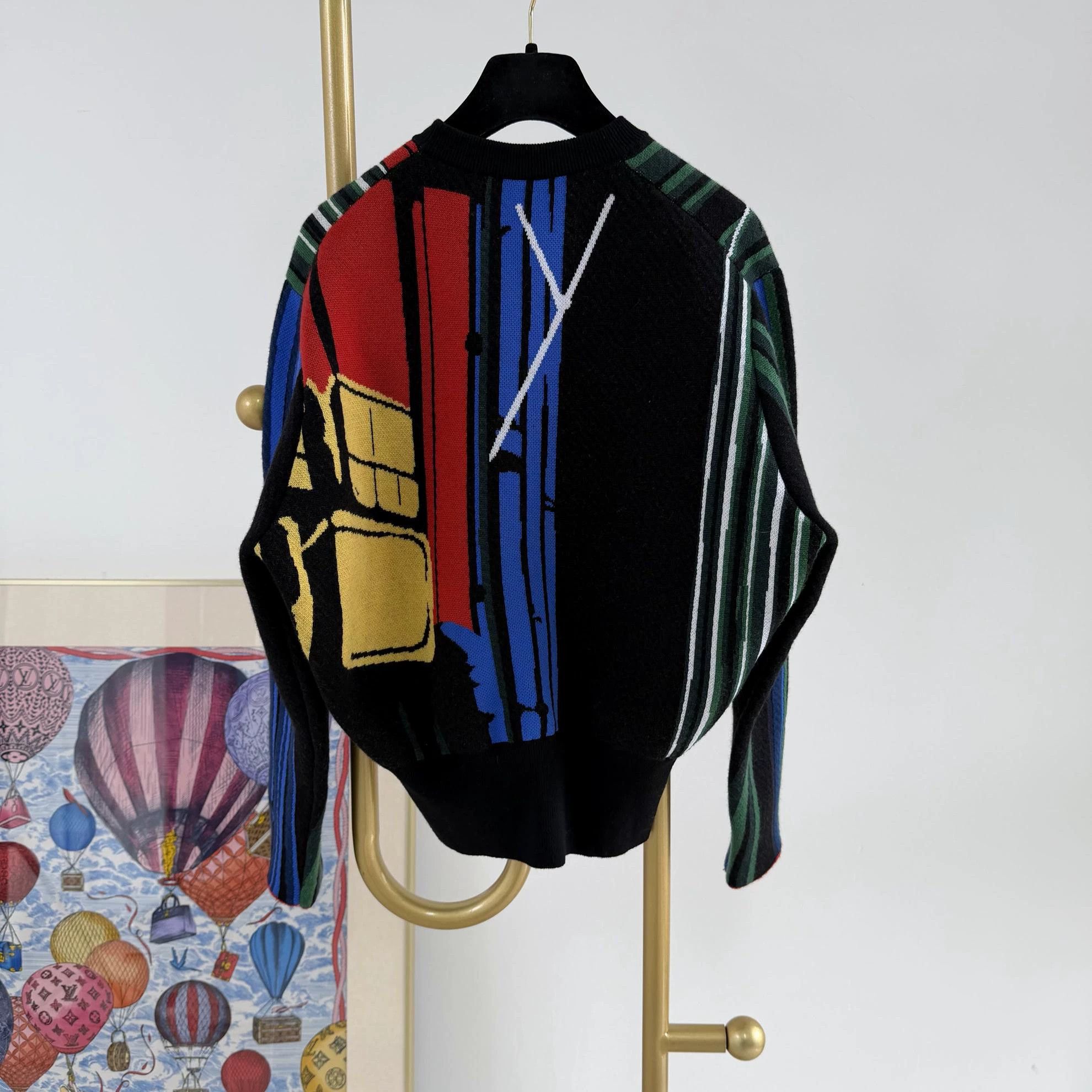 Louis Vuitton Louis Vuitton color blocked crewneck sweatshirt S Size US S / EU 44-46 / 1 - 2 Thumbnail