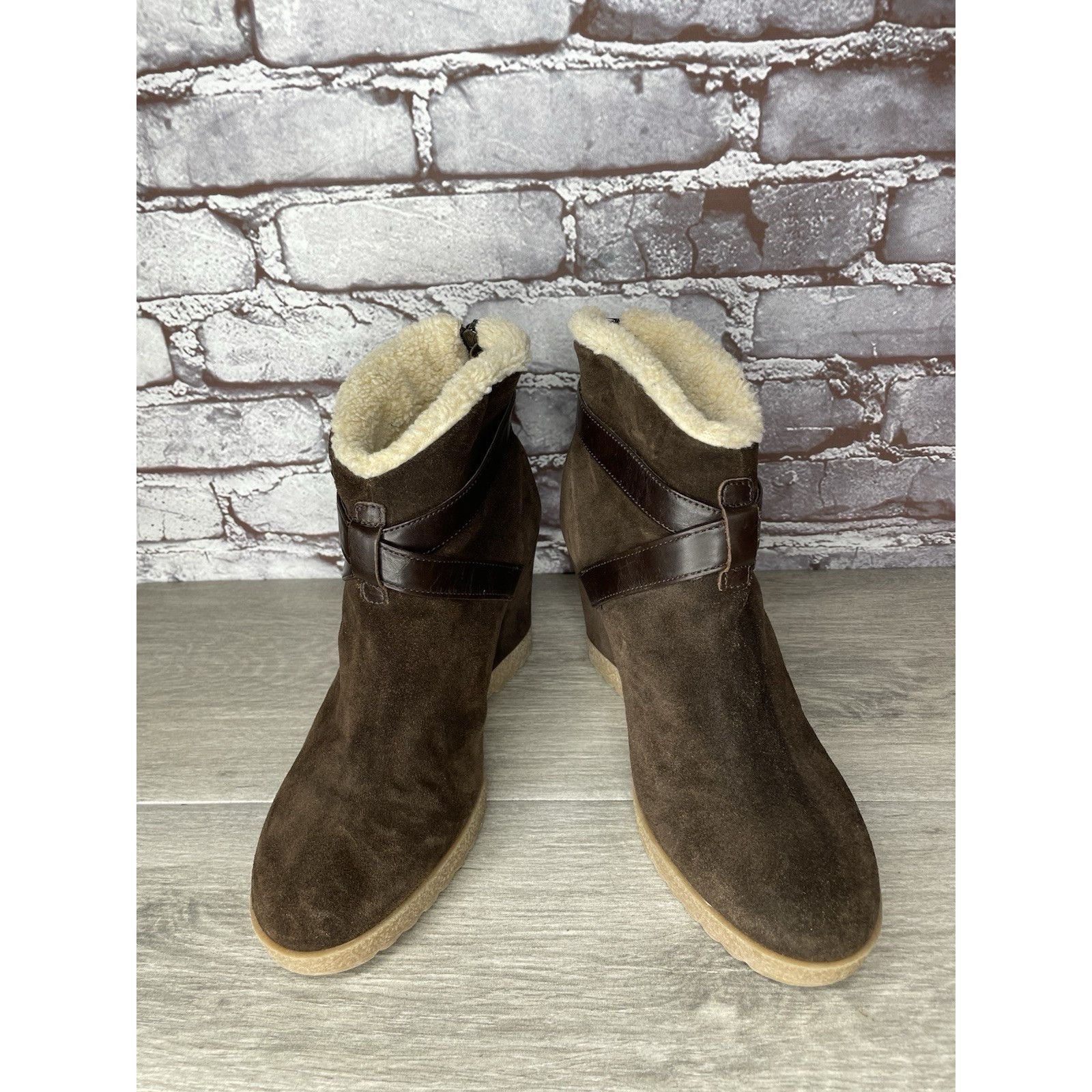 Aquatalia Aquatalia Brown Suede Faux Fur Strap Ankle Wedge Booties Wom Size US 10 / IT 40 - 13 Thumbnail