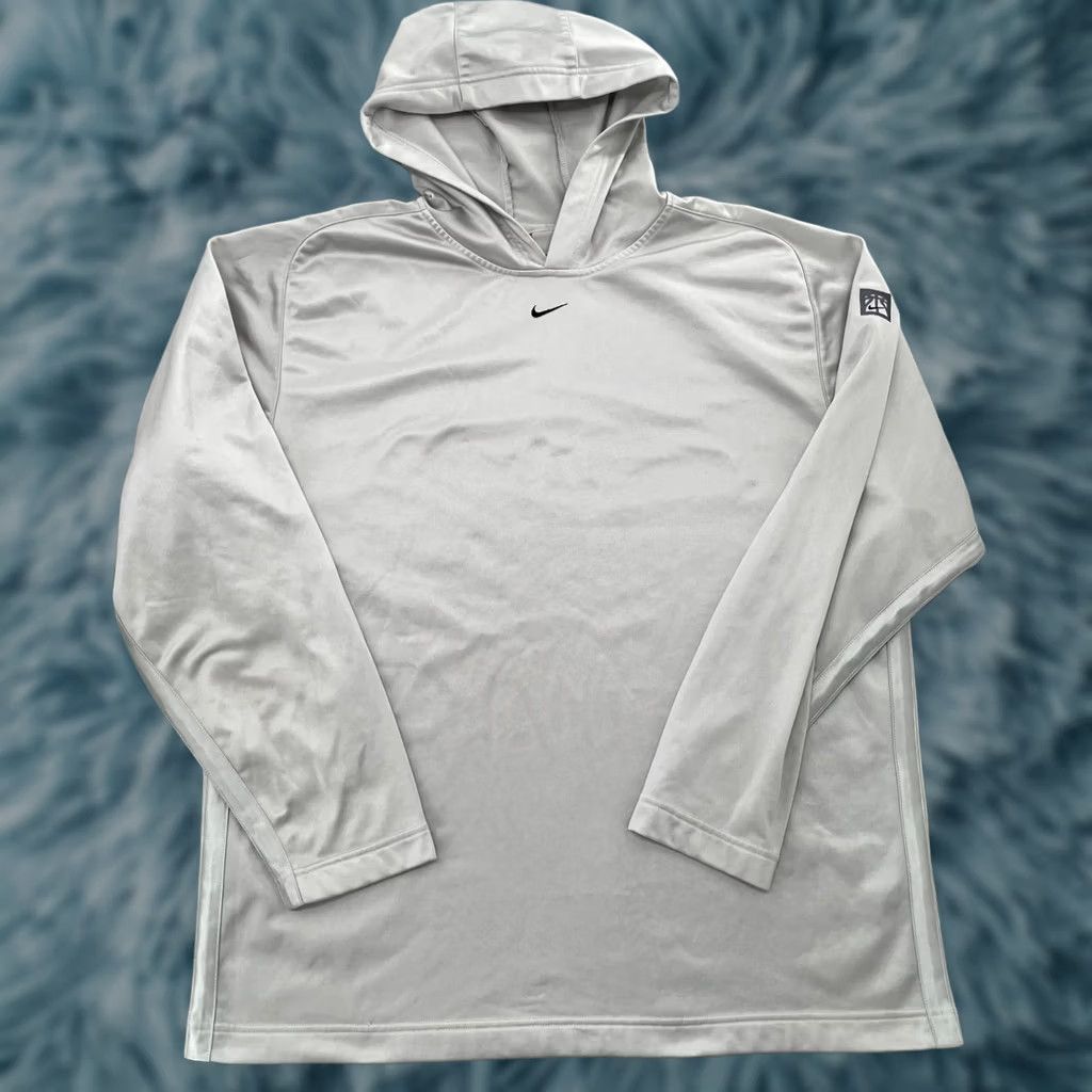 Nike VINTAGE Nike Hoodie Adult XL Chrome Silver Center Swoosh Logo Pullover Mens Y2K Size US XL / EU 56 / 4 - 1 Thumbnail
