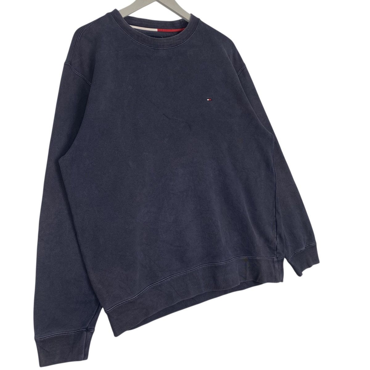 Vintage Vintage Tommy Hilfiger Long Sleeve T-Shirt Embroidered Black Size US M / EU 48-50 / 2 - 3 Thumbnail