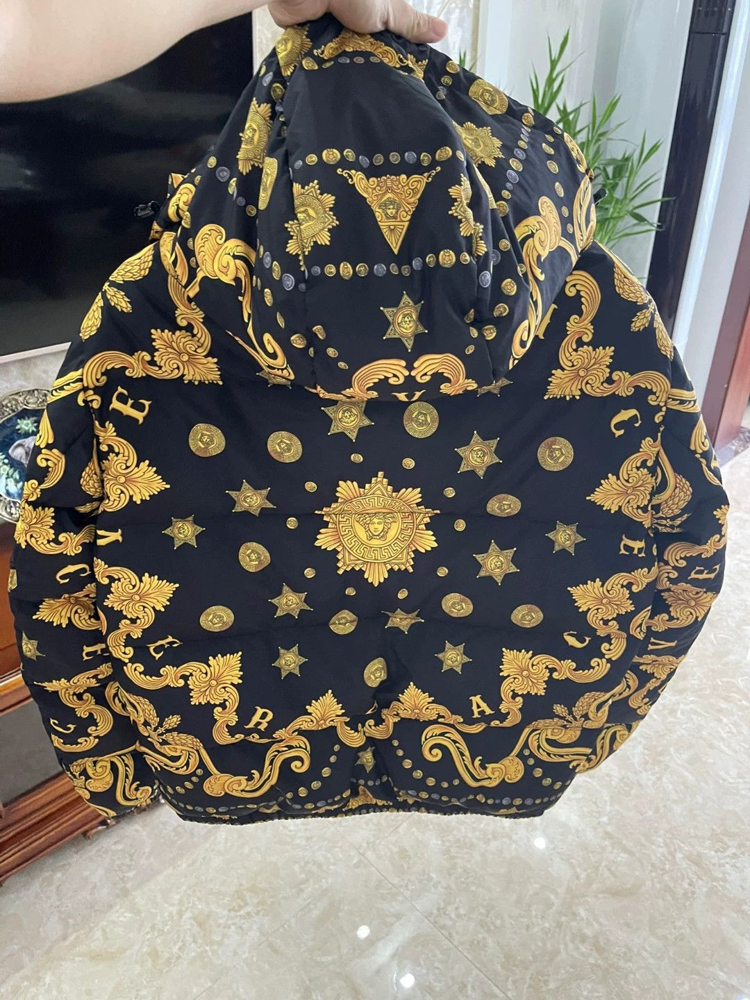 Versace Versace Full Logo Super Cool Goose Down Jacket Size US M / EU 48-50 / 2 - 2 Thumbnail