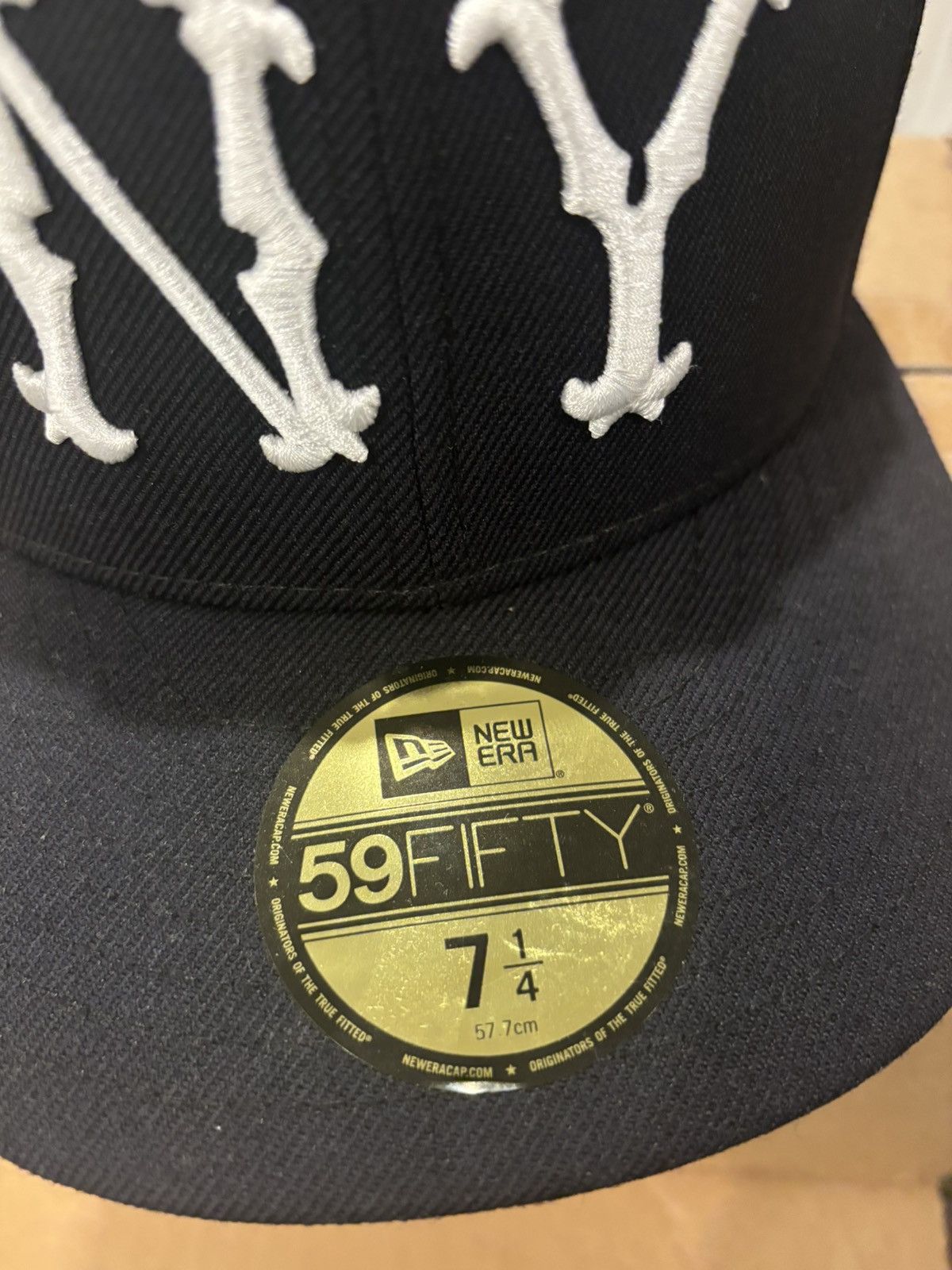 New Era New Era Yankee TMark “Hip-Hop 50th Anniversary” Fitted 7 1/4 Size ONE SIZE - 3 Thumbnail