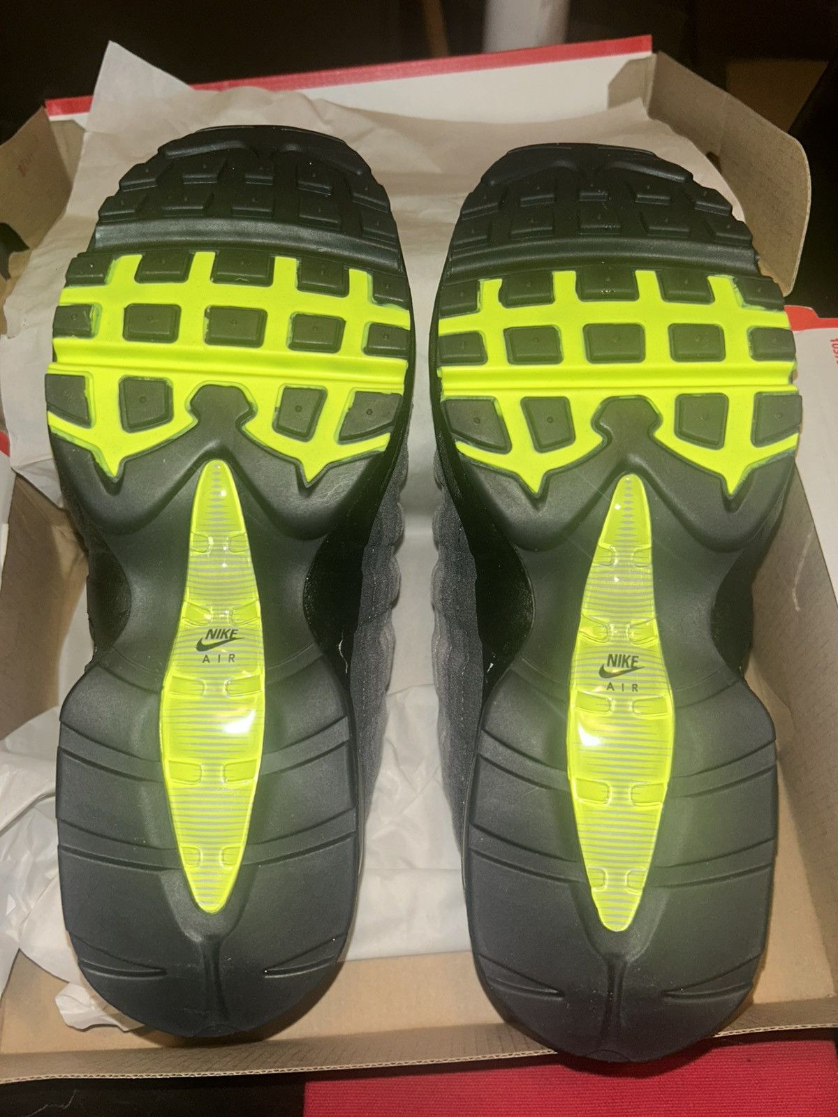 Nike Nike Air Max 95 OG Big Bubble Neon (2025/2026)(sz-5) Size US 5 / EU 37 - 4 Thumbnail