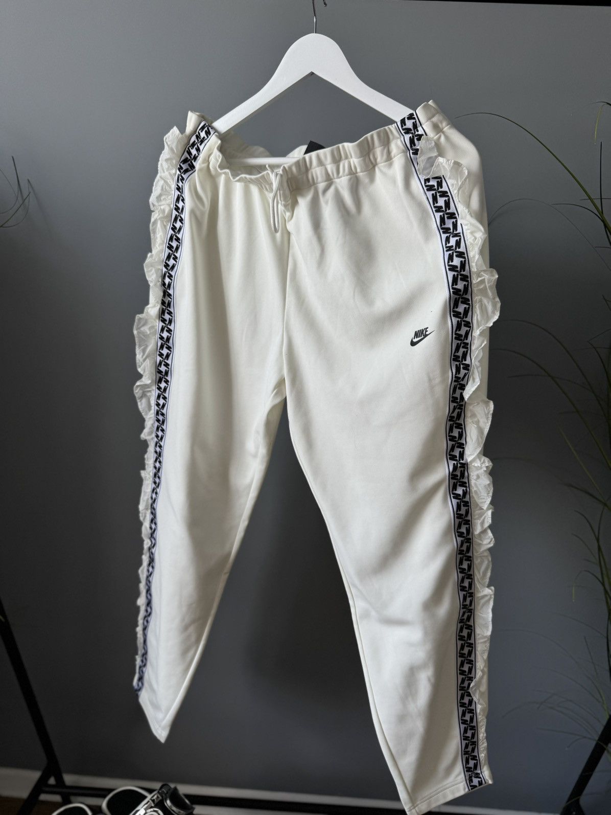 Nike Nike joggers woman new Size 39" - 1 Thumbnail