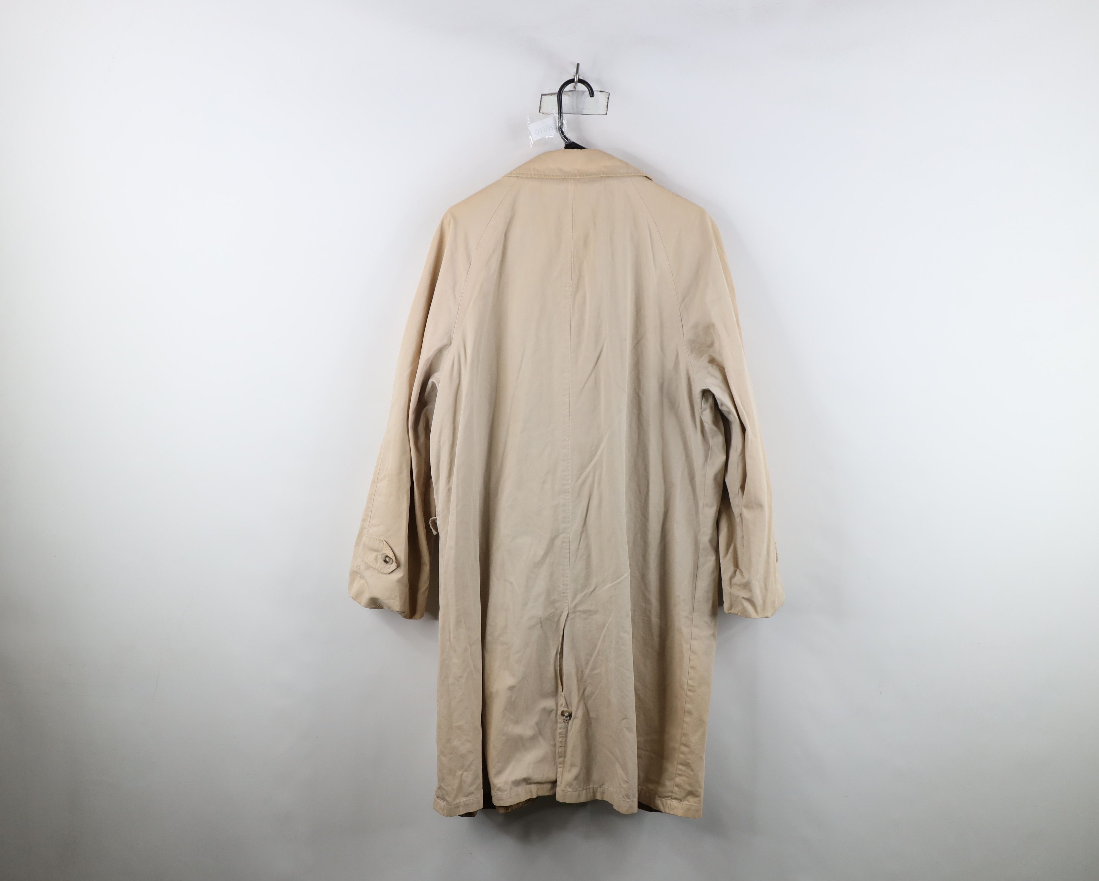 Vintage Vintage 60s 70s Streetwear Trench Coat Rain Jacket Beige Tan Size US L / EU 52-54 / 3 - 14 Thumbnail