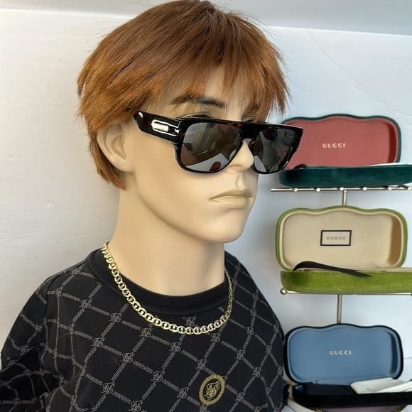 Gucci Authentic- New GUCCI SIlver Square Men's Sunglasses GG0664S Size ONE SIZE - 1 Thumbnail
