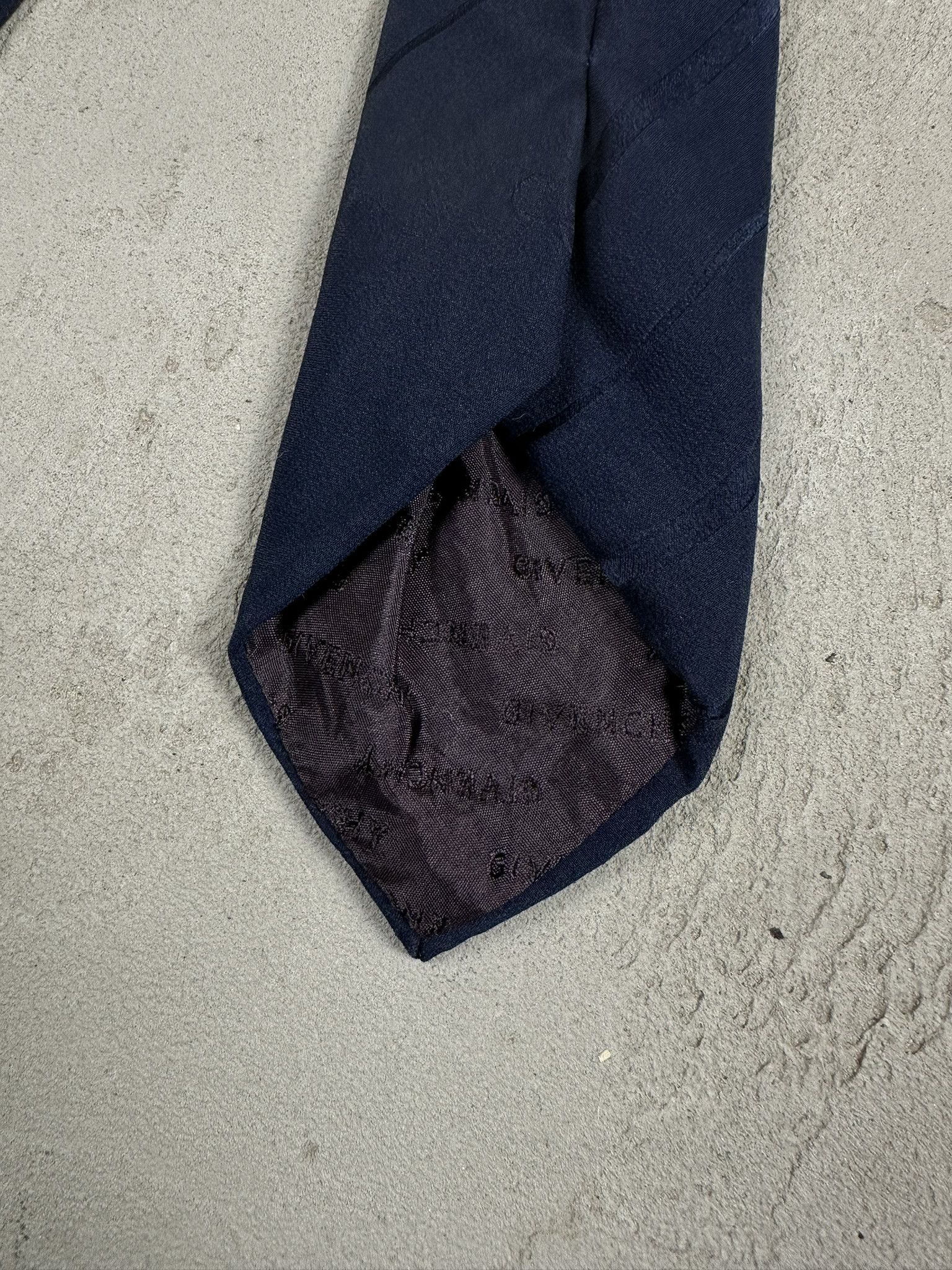 Givenchy × Vintage 80s Vintage Givenchy Silk Luxury Tie Size ONE SIZE - 5 Thumbnail