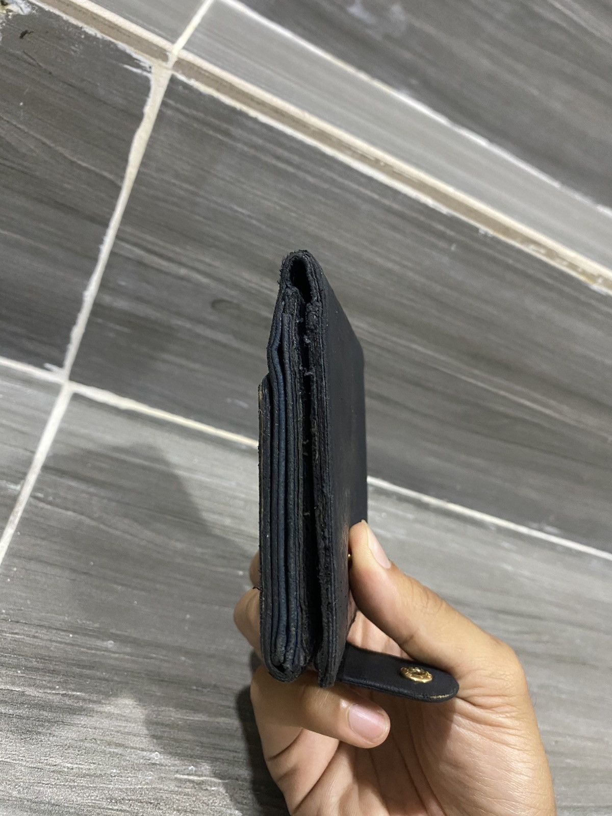 Chanel Chanel Black Leather CC Bifold Wallet Size ONE SIZE - 6 Thumbnail