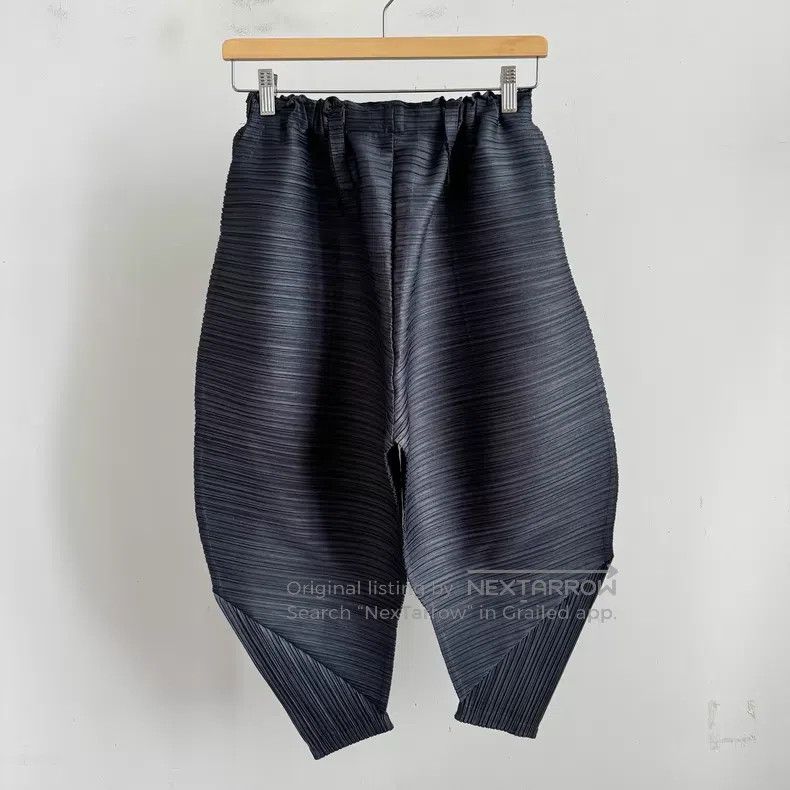 Issey Miyake Issey Miyake size:3 Black Pants Size 22" - 1 Thumbnail