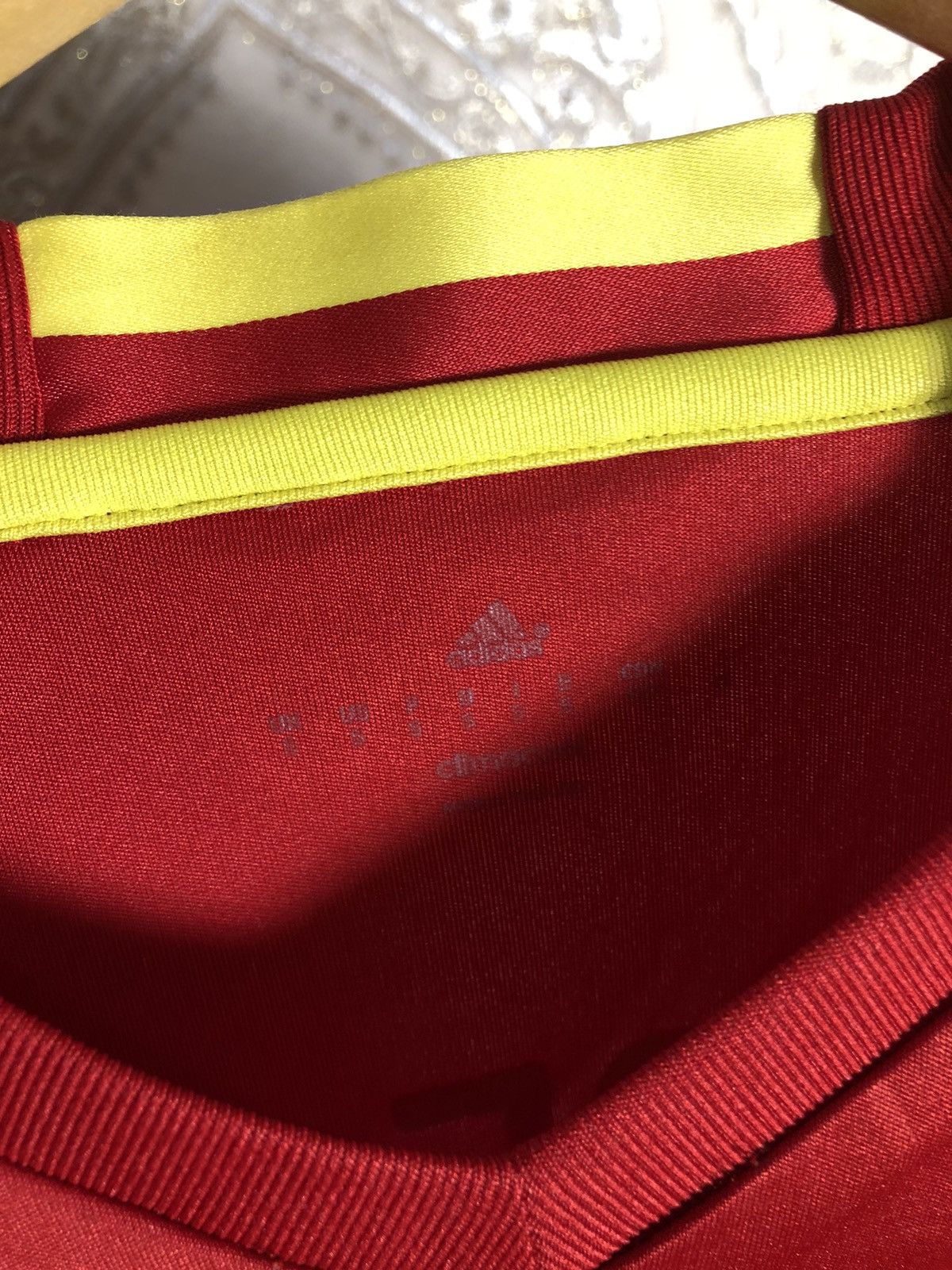 Adidas VINTAGE ADIDAS SPAIN RETRO SOCCER JERSEY BARCELONA Y2K 90s Size US S / EU 44-46 / 1 - 3 Thumbnail