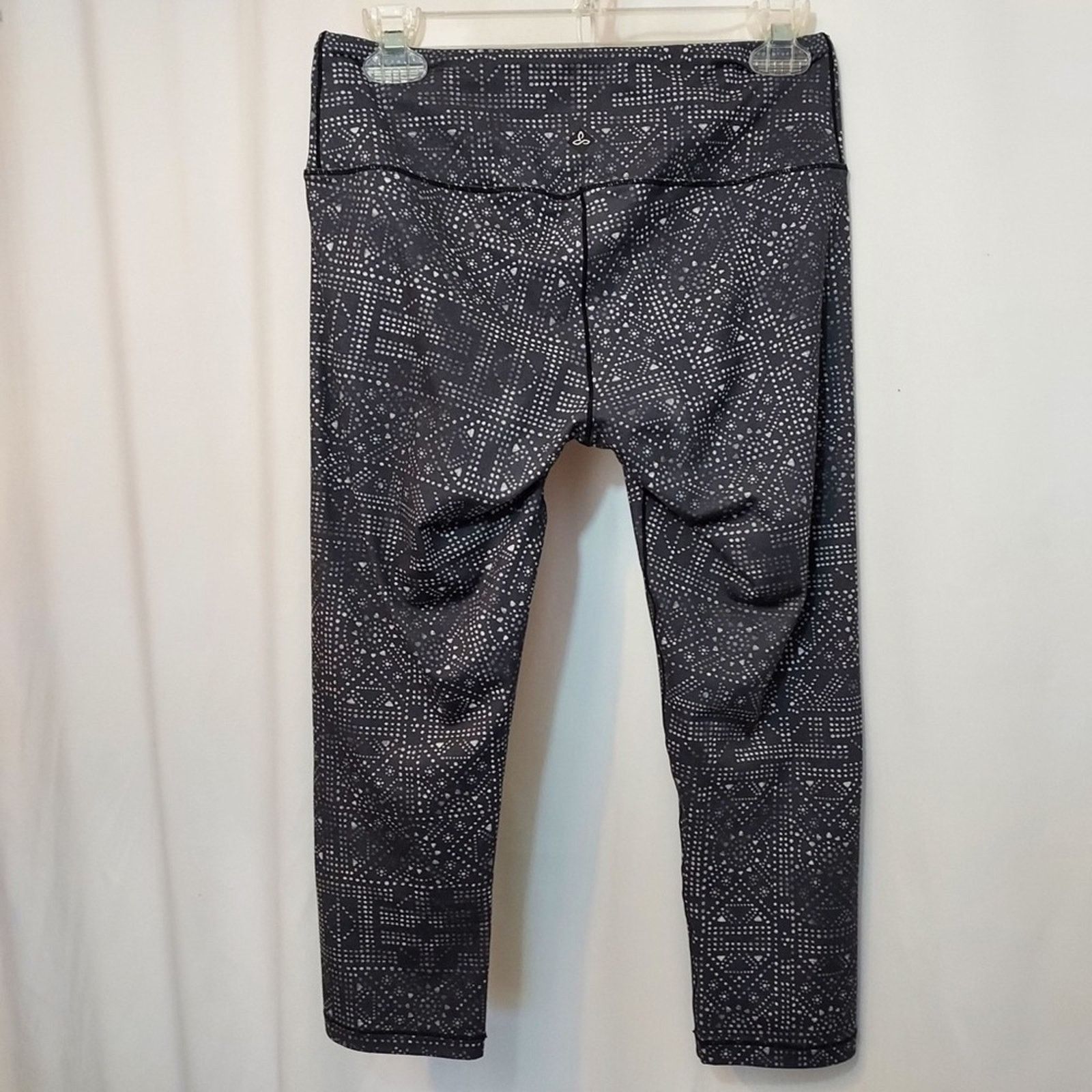 Prana Prana Active Mid Rise Crop Capri Stretch Yoga Pants Leggings Size 27" / US 4 / IT 40 - 5 Thumbnail