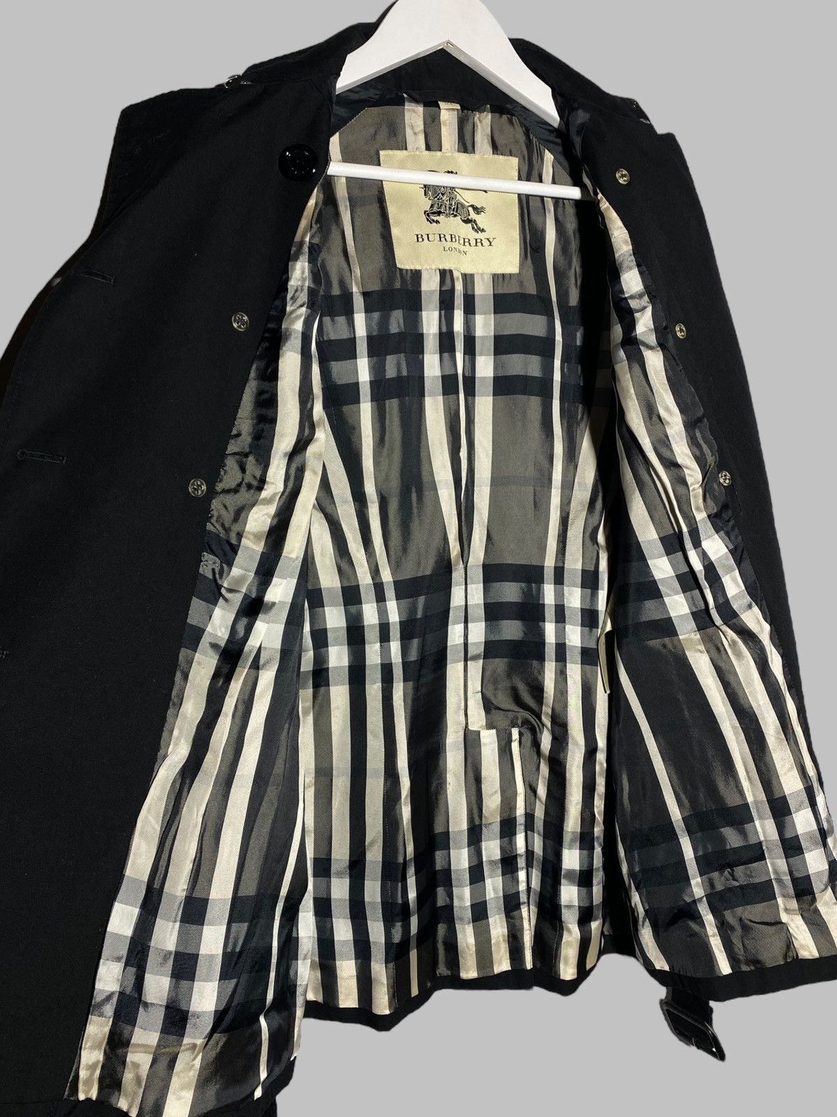 Burberry Burberry London Double Breasted Coat Jacket Size XS / US 0-2 / IT 36-38 - 2 Thumbnail
