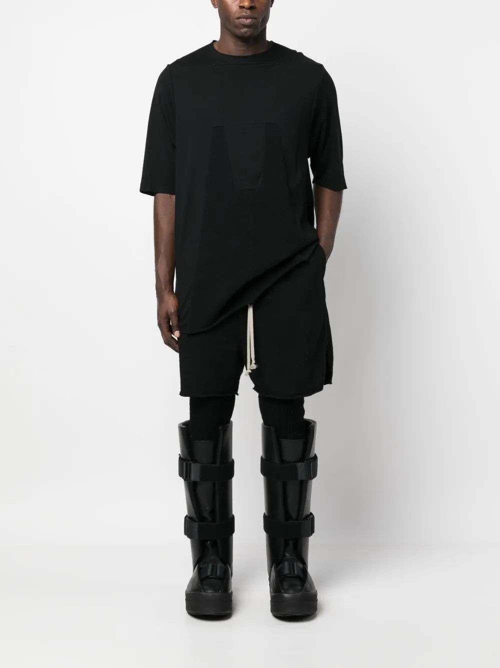 Rick Owens o1y0325 Crewneck T-Shirt in Black Size US S / EU 44-46 / 1 - 5 Thumbnail