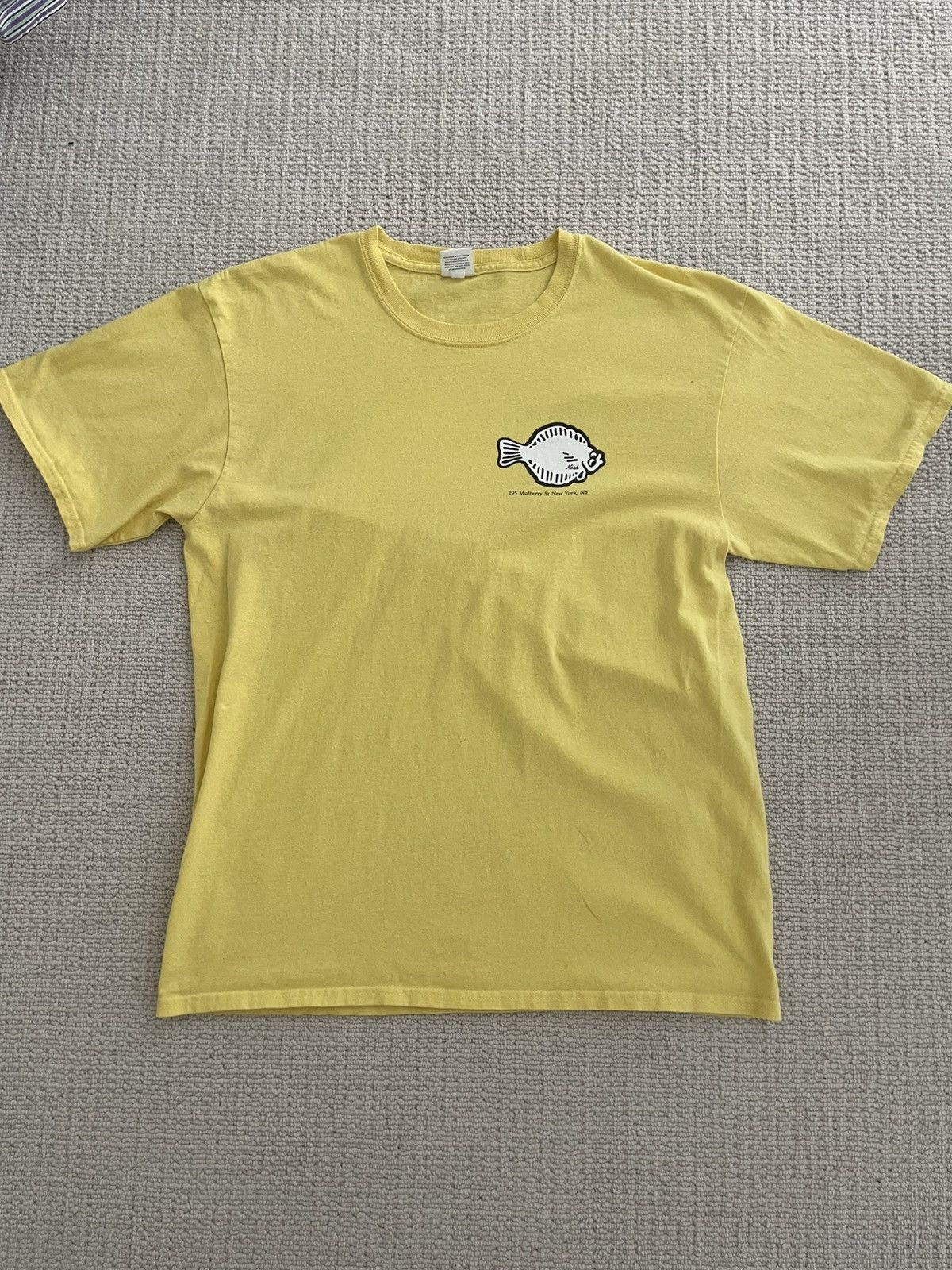 Noah Noah Yellow Fishy T Shirt (circa 2019 - Yellow Size US L / EU 52-54 / 3 - 1 Thumbnail