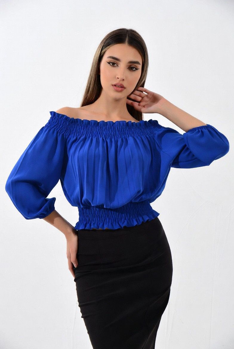 Other Women’s | The Limited || Royal Blue Smocked Peasant Blouse Size M / US 6-8 / IT 42-44 - 1 Thumbnail