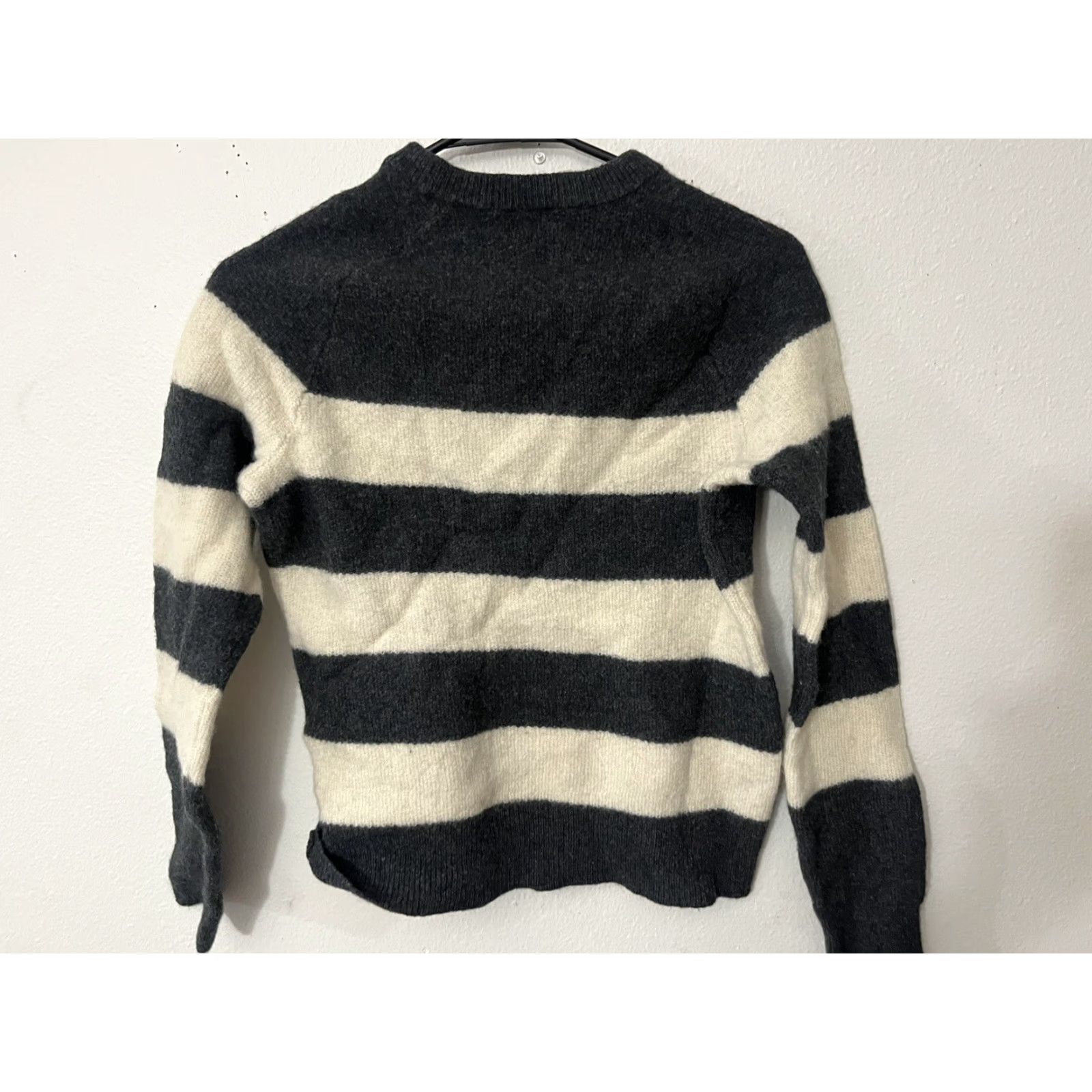 Gap Gap Knit Sweater Women’s Gray Striped Nylon Lambswool Size M Crew Neck Pullover Casual Fall Winter Spring Size M / US 6-8 / IT 42-44 - 3 Thumbnail
