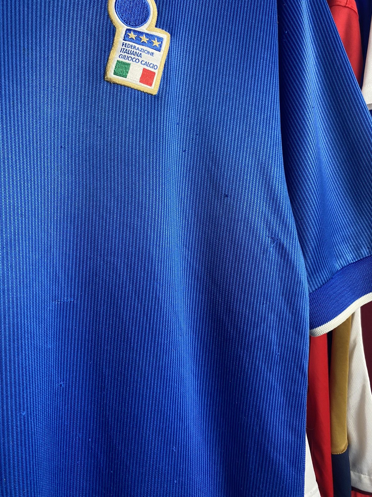Nike 1997/98 NIKE ITALY HOME SOCCER FOOTBALL JERSEY SHIRT Size US L / EU 52-54 / 3 - 5 Thumbnail