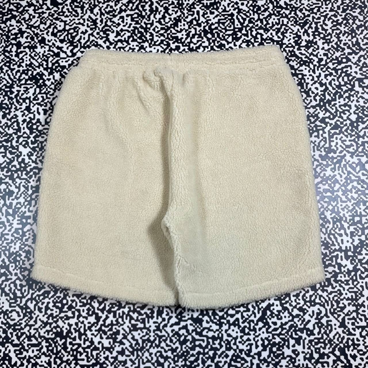 Menace Vintage Y2K Menace Bandana Synchilla Style Rap Shorts Size US 36 / EU 52 - 7 Thumbnail