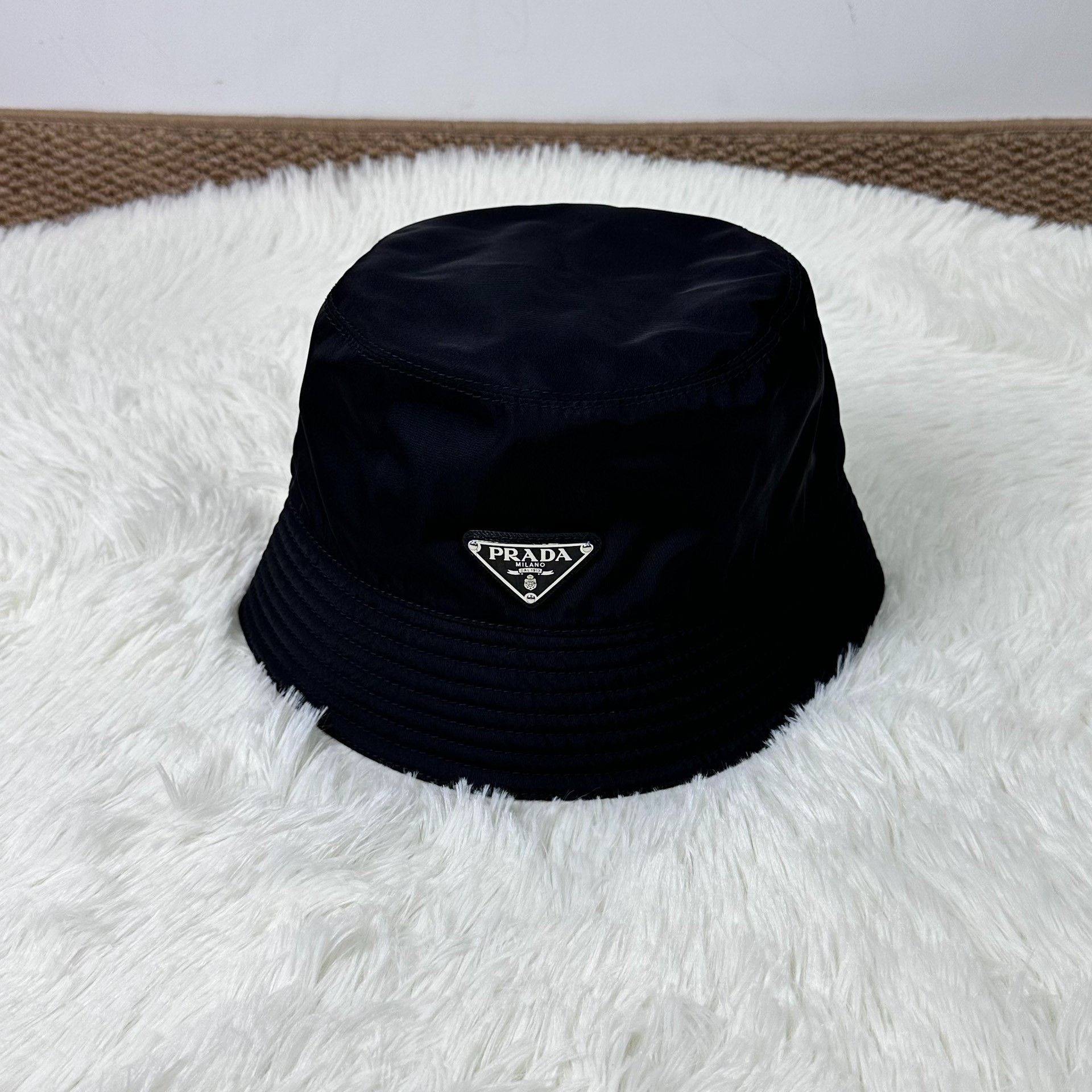 Prada Prada Black Nylon Bucket Hat 1999 Size ONE SIZE - 1 Thumbnail