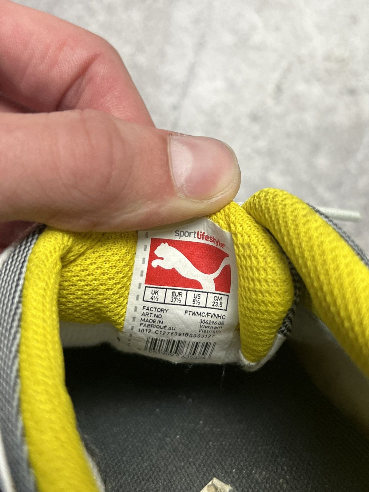 Ferrari Vintage Puma Speedcat Ferrari Racing Suede Y2K Sneakers Size US 5.5 / EU 38 - 11 Thumbnail