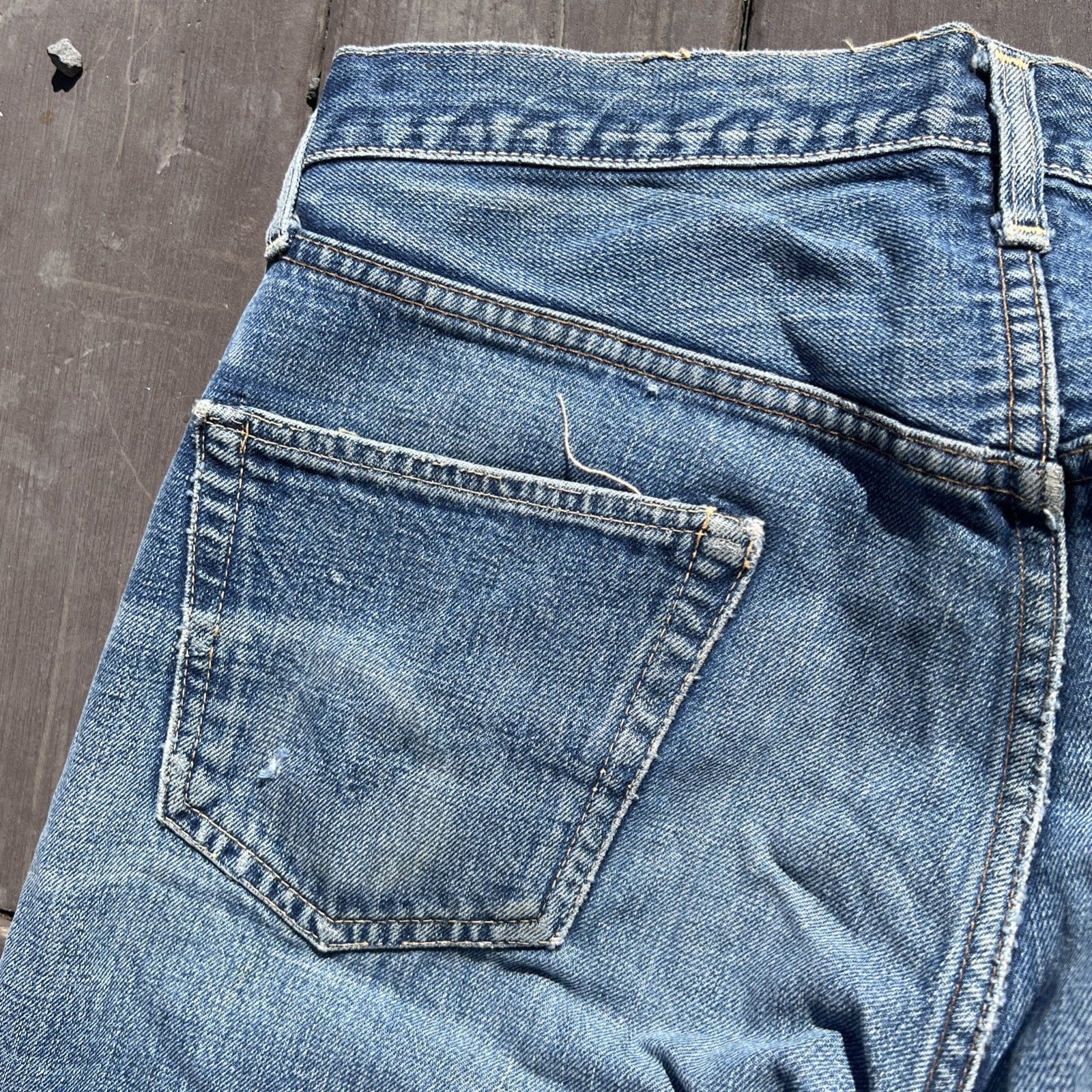 Levi's Vintage Levi's 501 60s Jeans W32 L30 Big E Lemon Stitch V Size US 30 / EU 46 - 10 Thumbnail