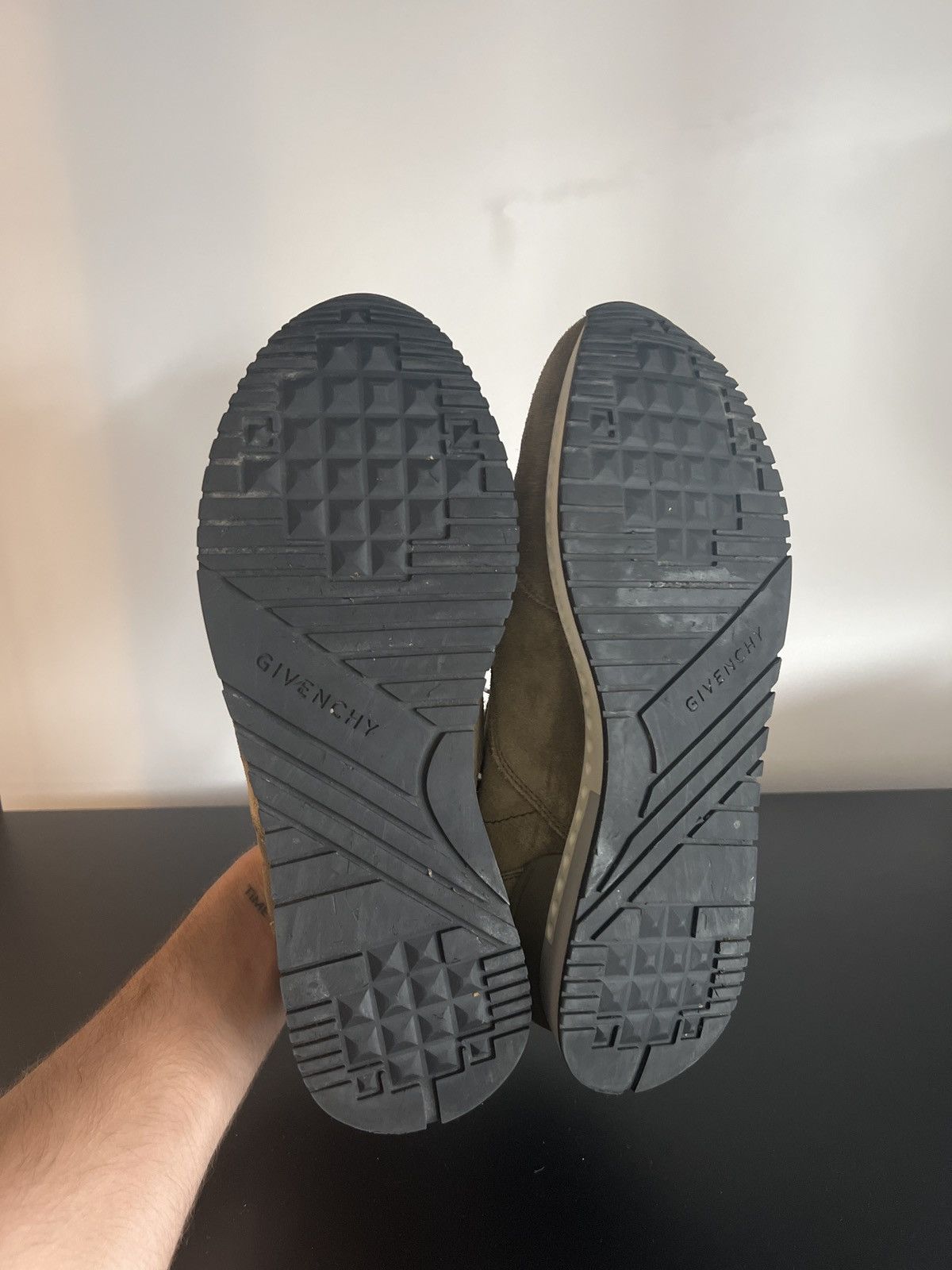 Givenchy Givenchy Suede Designer Sneaker Size US 10 / EU 43 - 7 Thumbnail