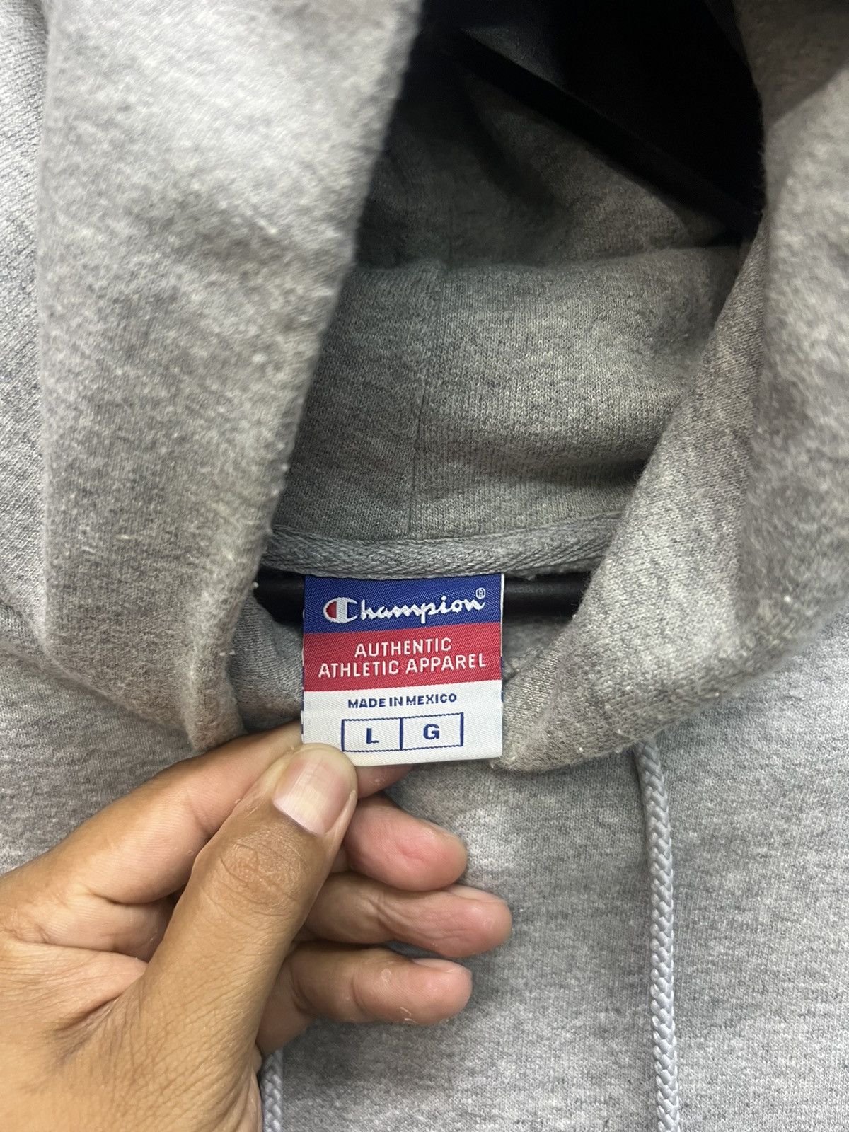 Champion Vintage Champion Hoodies Size US L / EU 52-54 / 3 - 5 Thumbnail
