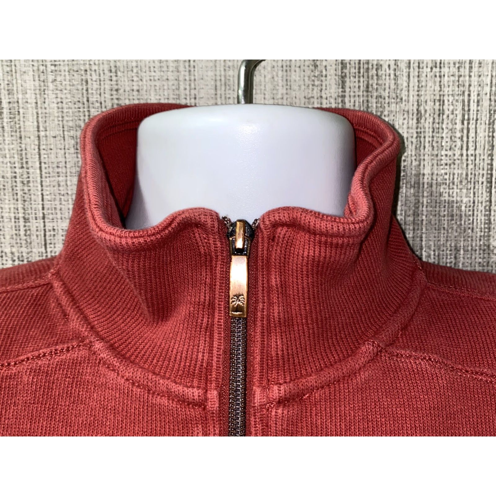 Tommy Bahama Tommy Bahama Mens Red 1/2 Zip Pullover Sweater Size L Size US L / EU 52-54 / 3 - 3 Thumbnail