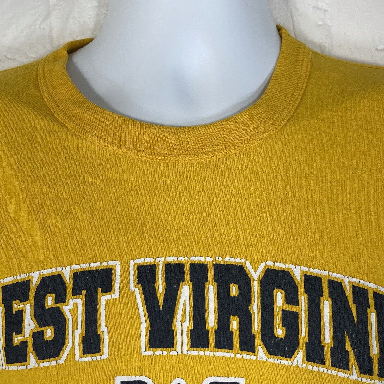 Russell Athletic West Virginia Mountaineers Tailgater Short Sleeve T Shirt Size US S / EU 44-46 / 1 - 2 Thumbnail