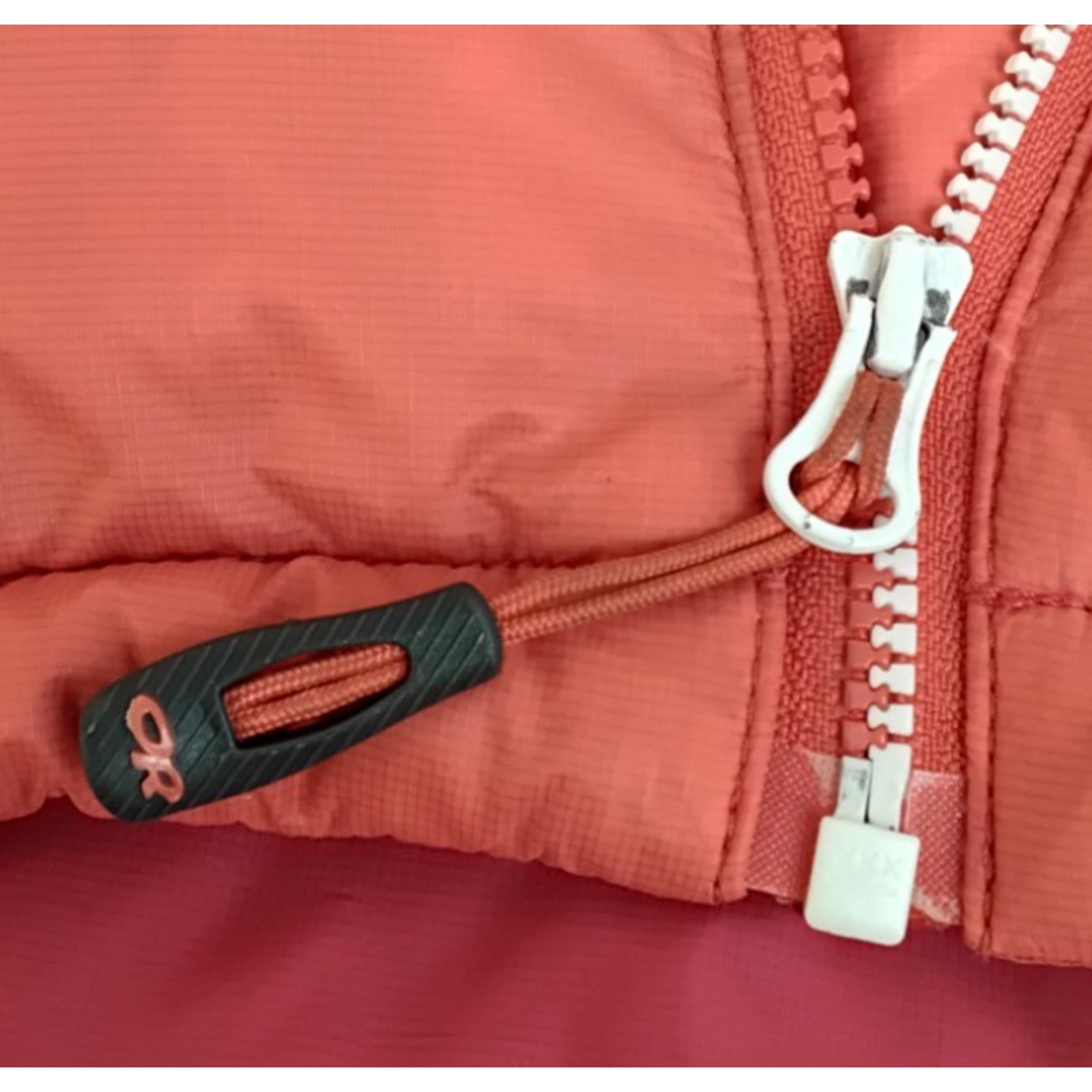 Outdoor Research Outdoor Research Down Jacket Women's Small Red Hooded Size S / US 4 / IT 40 - 7 Thumbnail