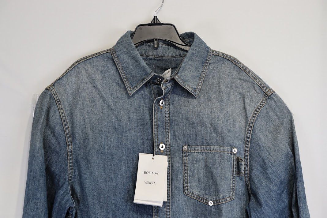 Bottega Veneta o1rshd1 Orignal Light Denim Shirt in Indigo Size US S / EU 44-46 / 1 - 2 Thumbnail