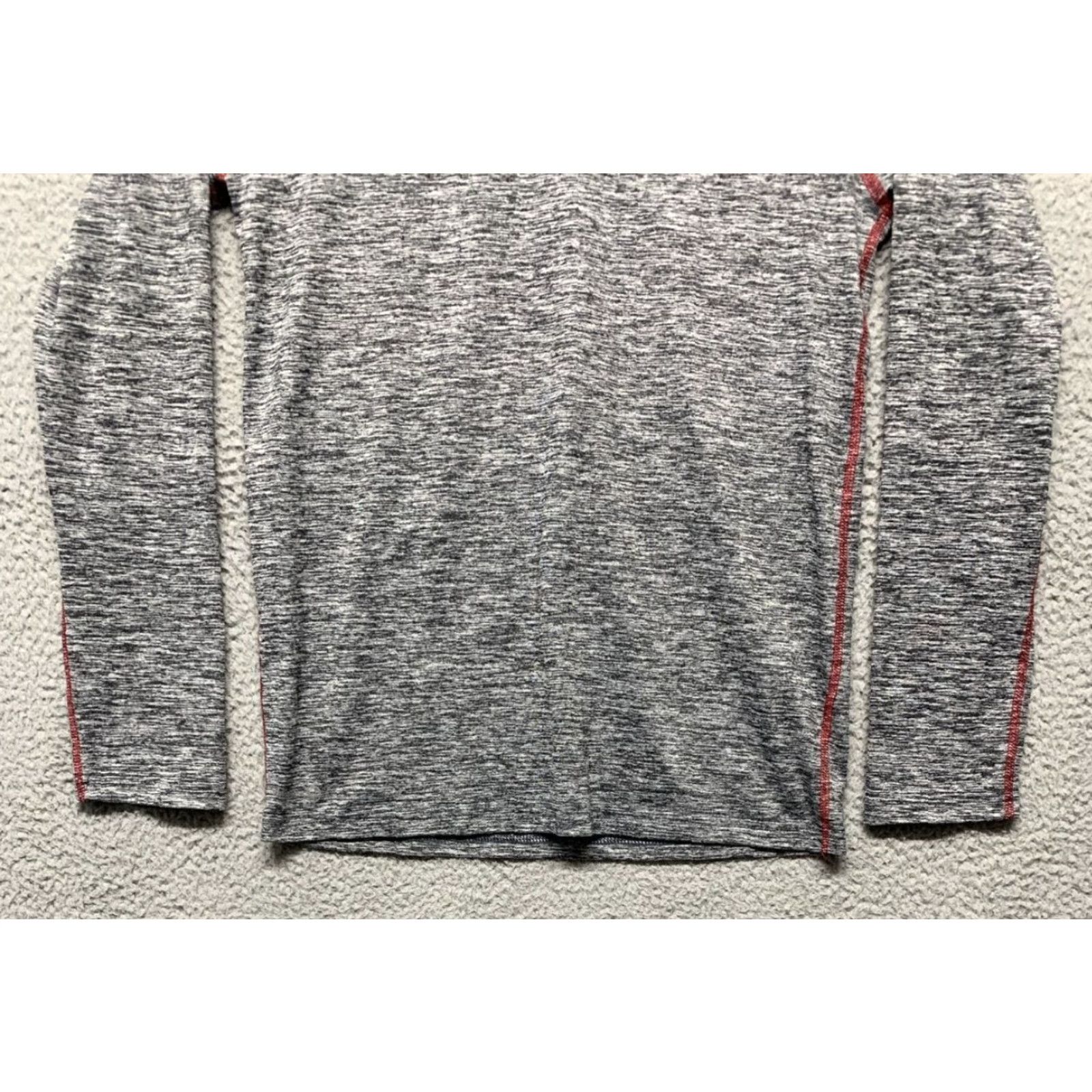 Vintage Russell T-Shirt Men's Medium Long Sleeve Crew Neck Heather Gray & Red Dri-Power 360 Athletic Shirt Size US M / EU 48-50 / 2 - 3 Thumbnail