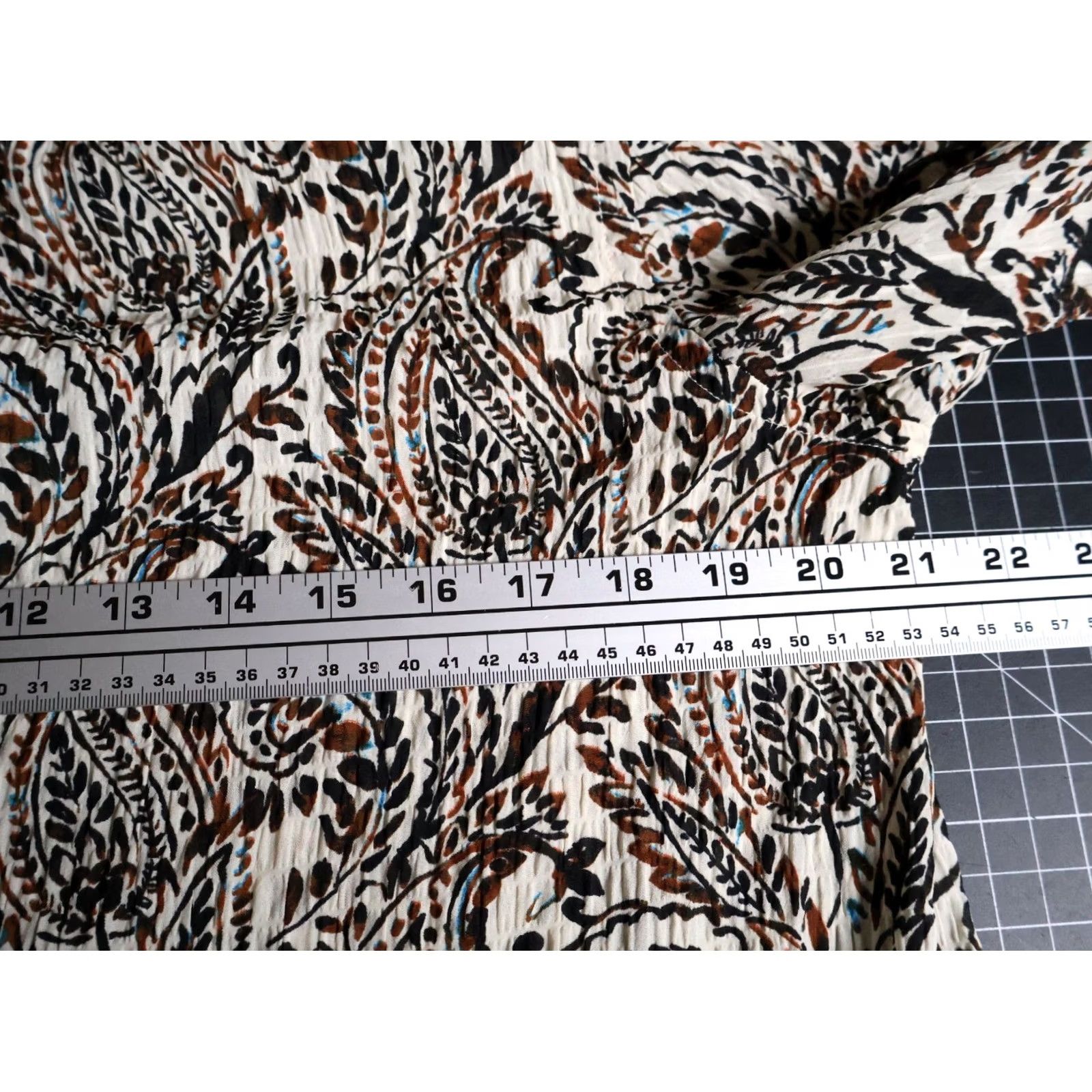 Zara VINTAGE Zara Paisley Shirt Mens Large White Brown Lightweight Crinkle Polyester Boho Size US L / EU 52-54 / 3 - 5 Thumbnail