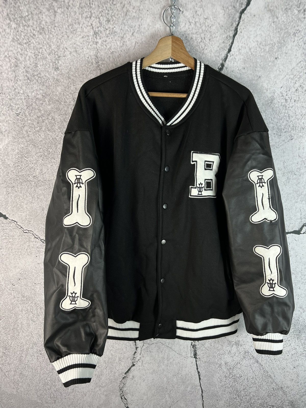 Japanese Brand Cool Skeleton Bones Varsity Jacket Bomber Jacket eco leather Size US L / EU 52-54 / 3 - 1 Thumbnail