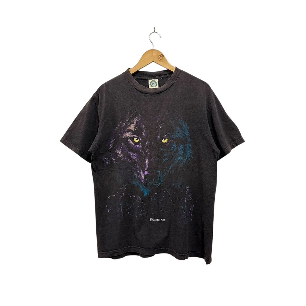 Habitat Vintage 90s Habitat Wolf Tshirt Singapore Zoo Size US L / EU 52-54 / 3 - 1 Thumbnail