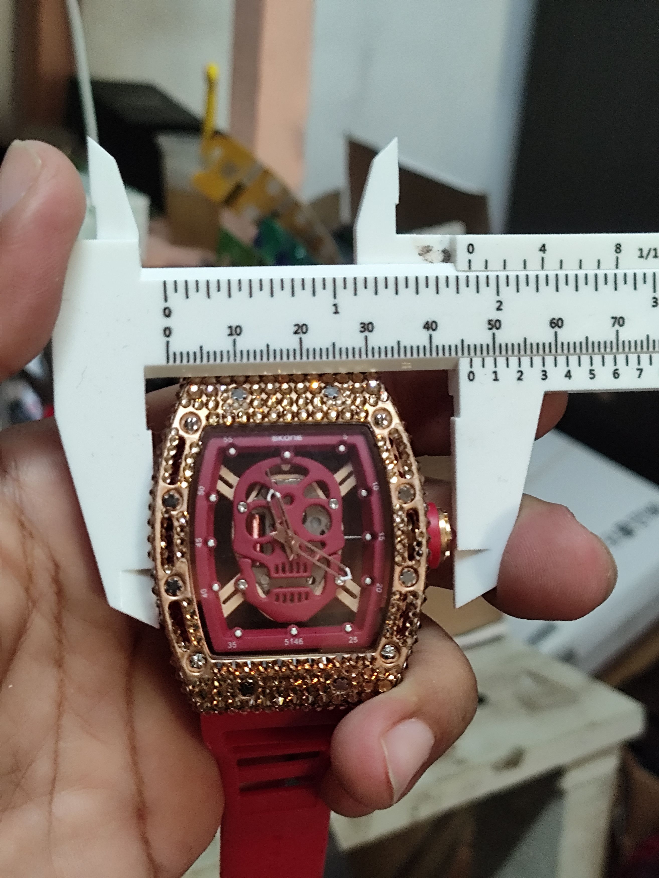 Other RARE 💥 SKULLS RED MONSTER 💀 Japan Punk Watch Size ONE SIZE - 5 Thumbnail