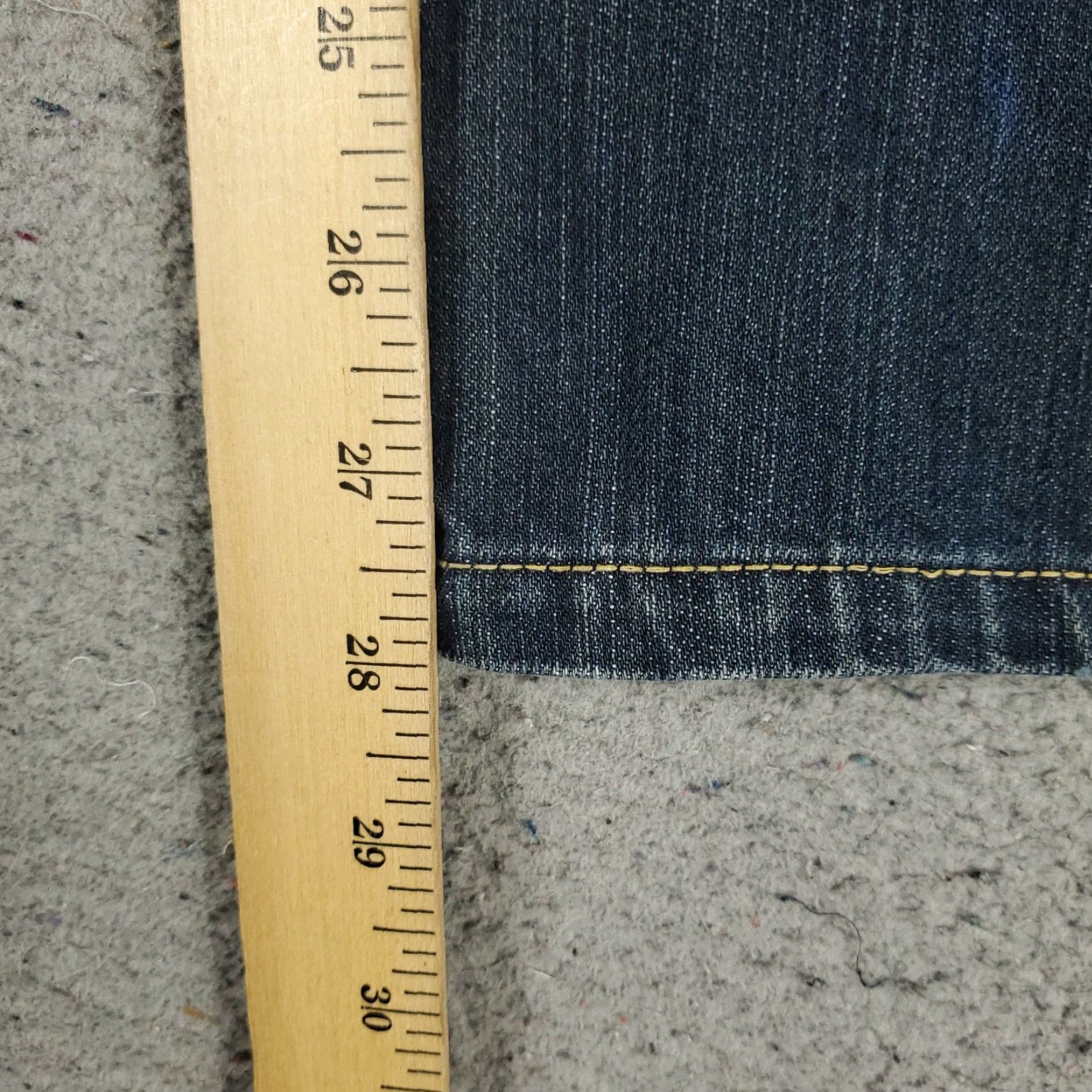 Levi's VINTAGE Levis 501 Jeans Mens Size 32x28 Blue Button Fly Straight Leg Denim Pants Size US 32 / EU 48 - 5 Thumbnail