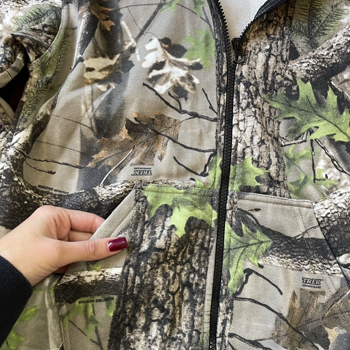 Mossy Oaks × Realtree Camo Realtree Hoodie Woodland Cotton Pullover NWT Size US S / EU 44-46 / 1 - 6 Thumbnail