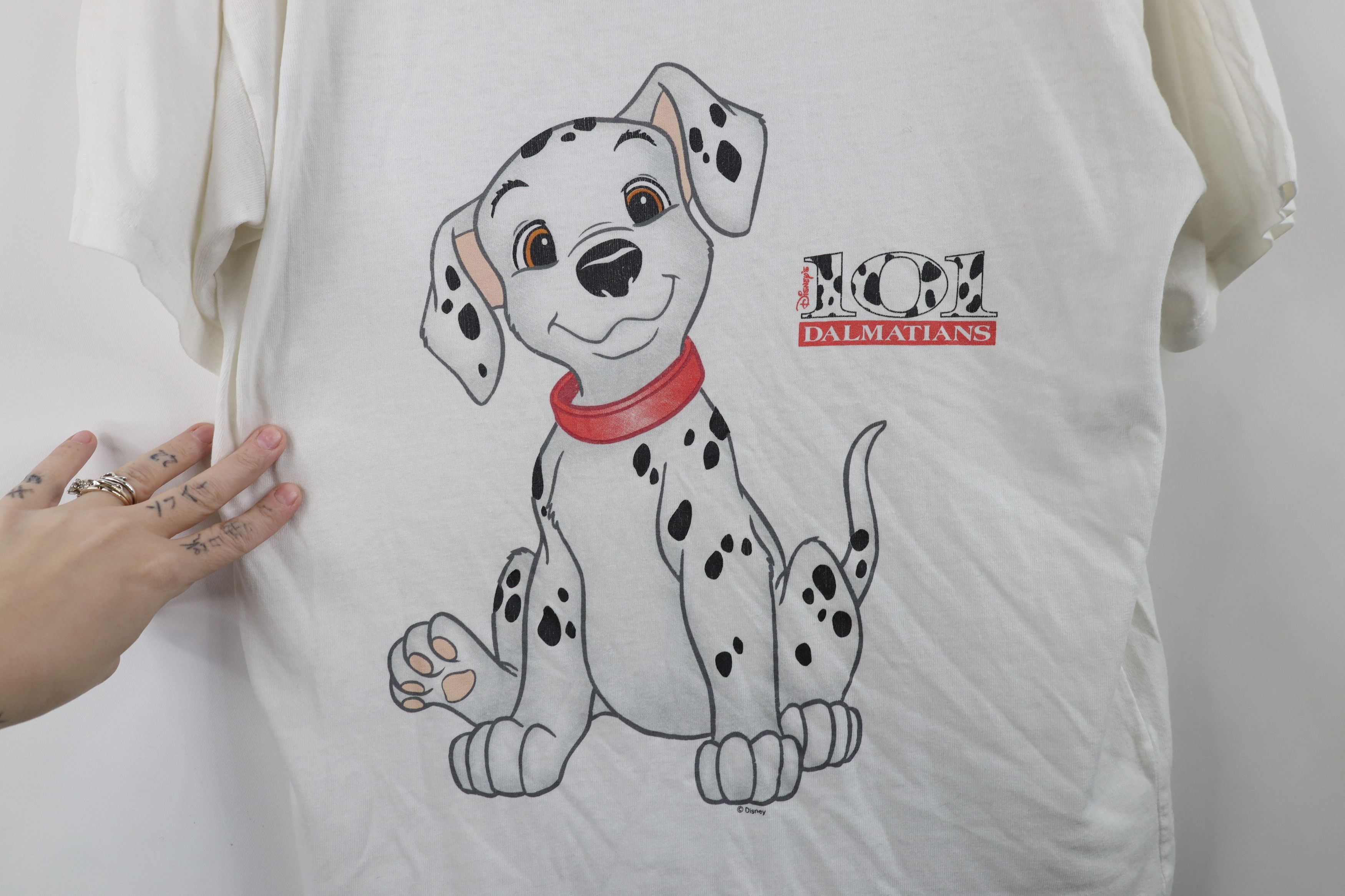 Vintage Vintage 90s Disney Spell Out 101 Dalmatians T-Shirt Size M / US 6-8 / IT 42-44 - 4 Thumbnail