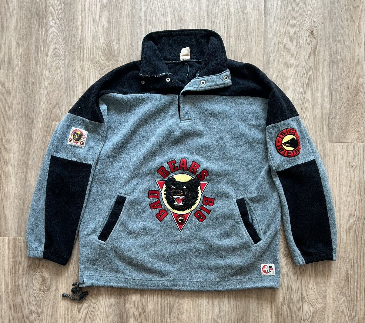 Vintage 1996-97 NHL SC Bern Big Bad Bears Fleece Sweatshirt