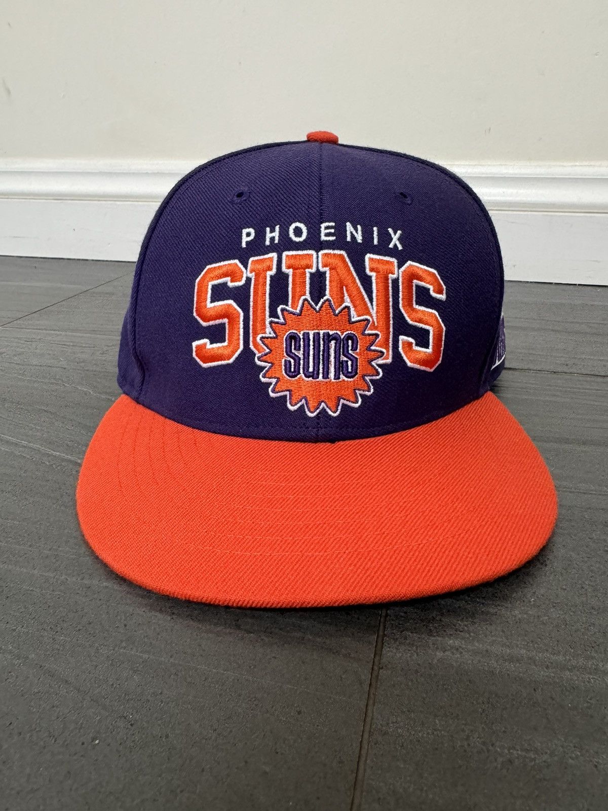 NBA × Vintage Hardwood Classics Vintage Embroidered Phoenix Suns SnapBack Size ONE SIZE - 1 Thumbnail